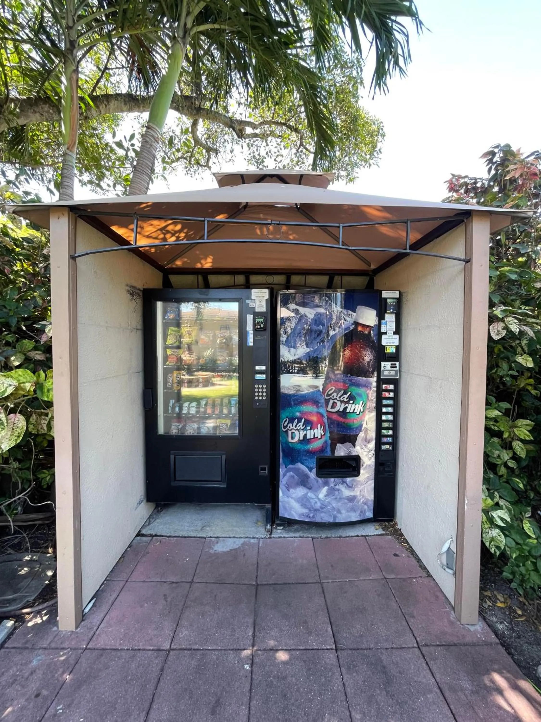 vending machine in Sheridan Hostel