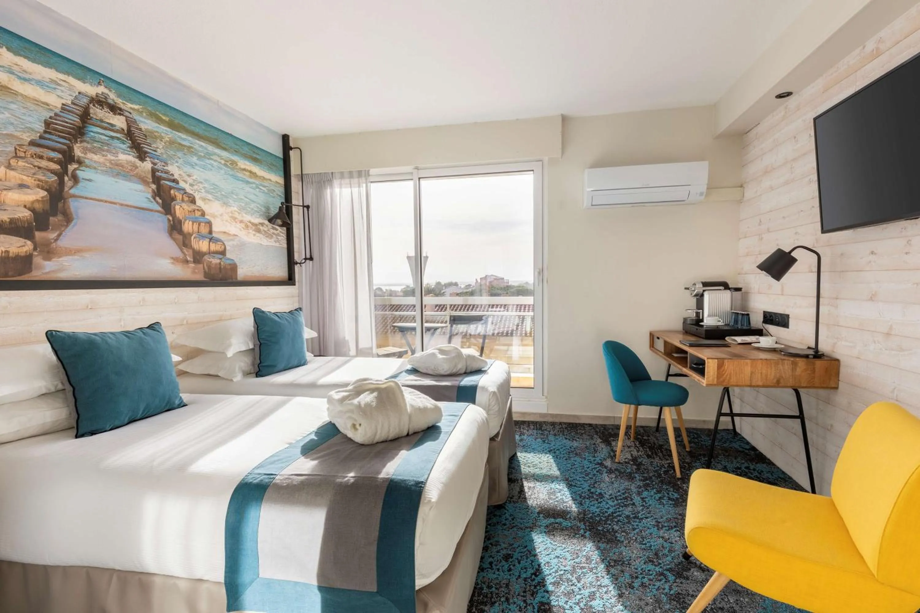 Bedroom, Bed in Best Western Plus Hotel Canet-Plage