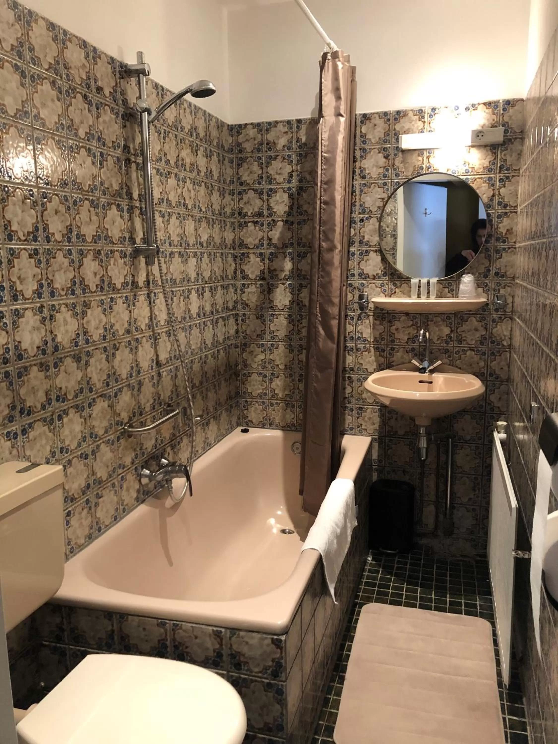 Shower in Hotel Onder De Linden