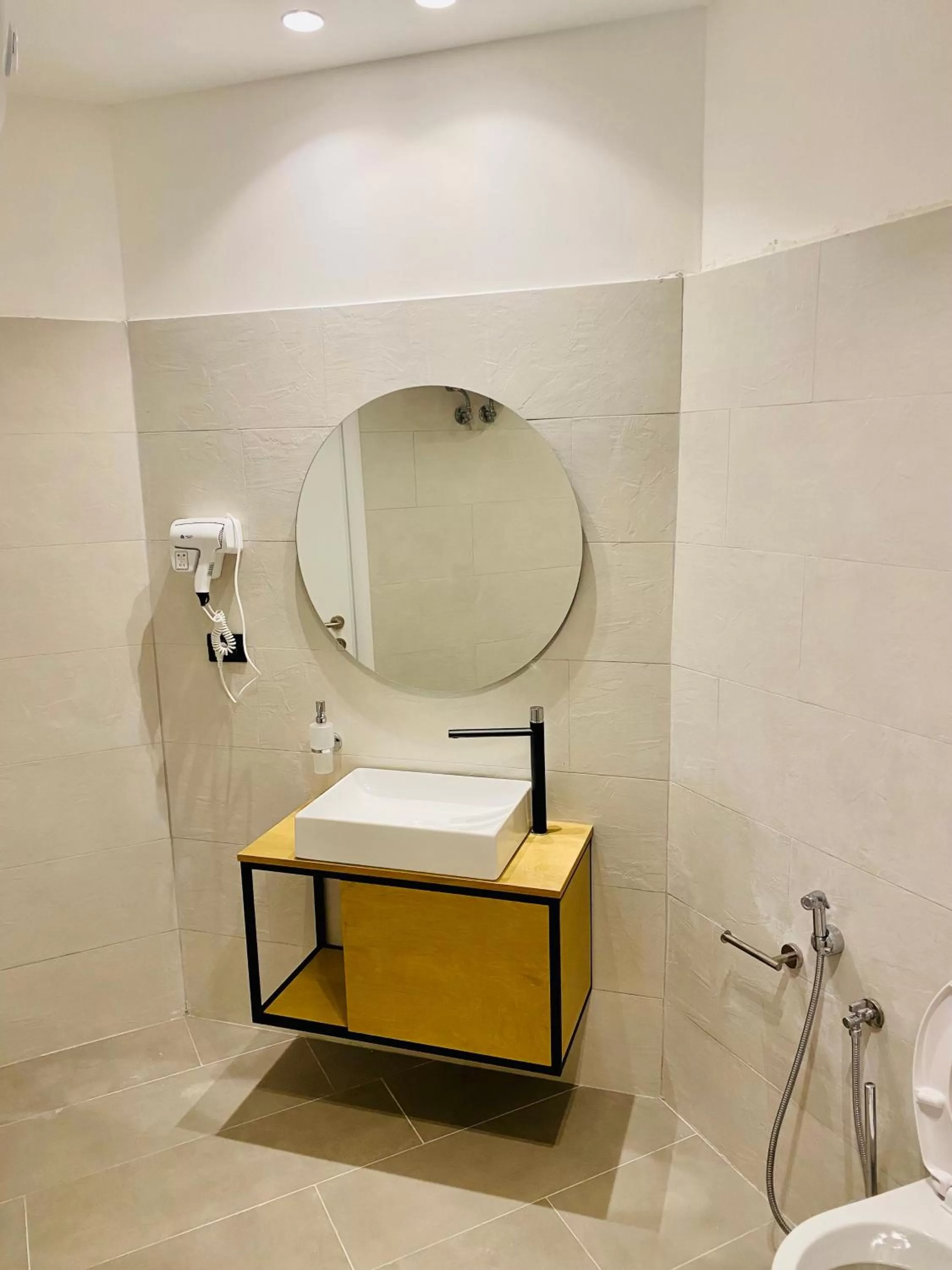 Toilet in Maor Hotel