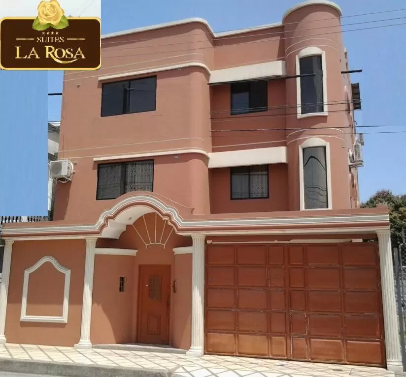 Property Building in Suites La Rosa