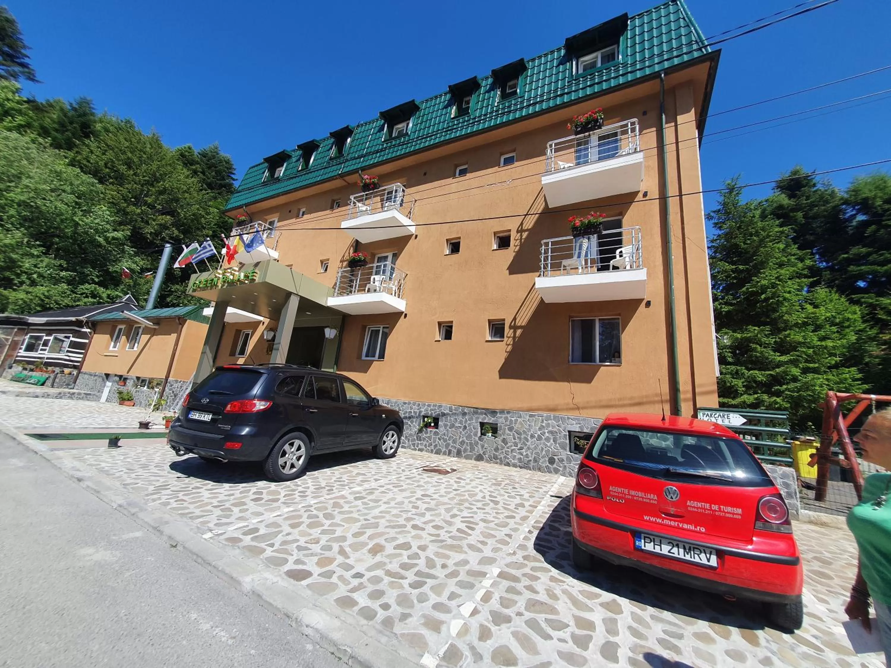 Property building in Hotel Green Palace