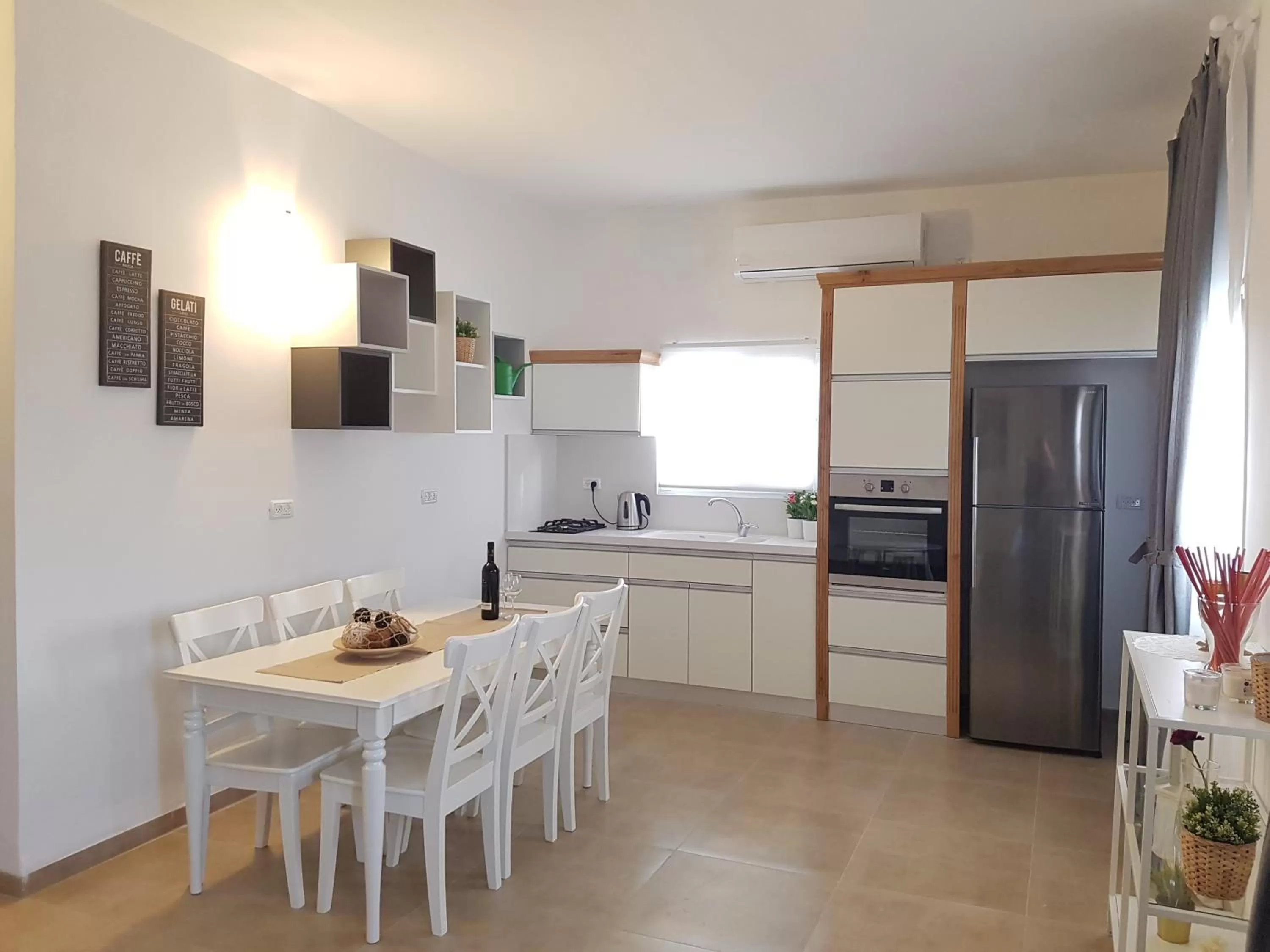 Kitchen or kitchenette in אבני החושן- Avnei Hoshen