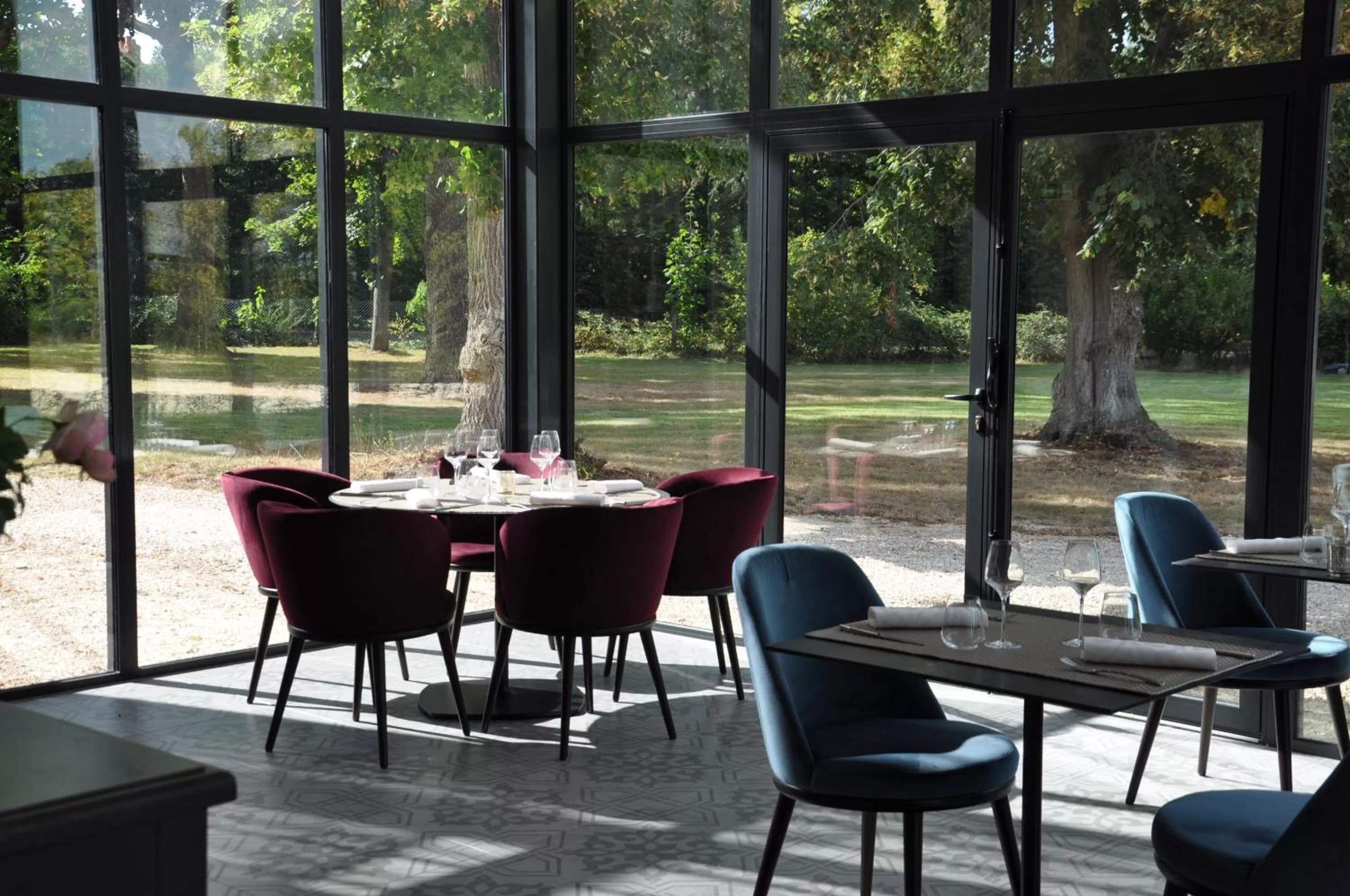 Restaurant/places to eat in Château Origny - Moulins