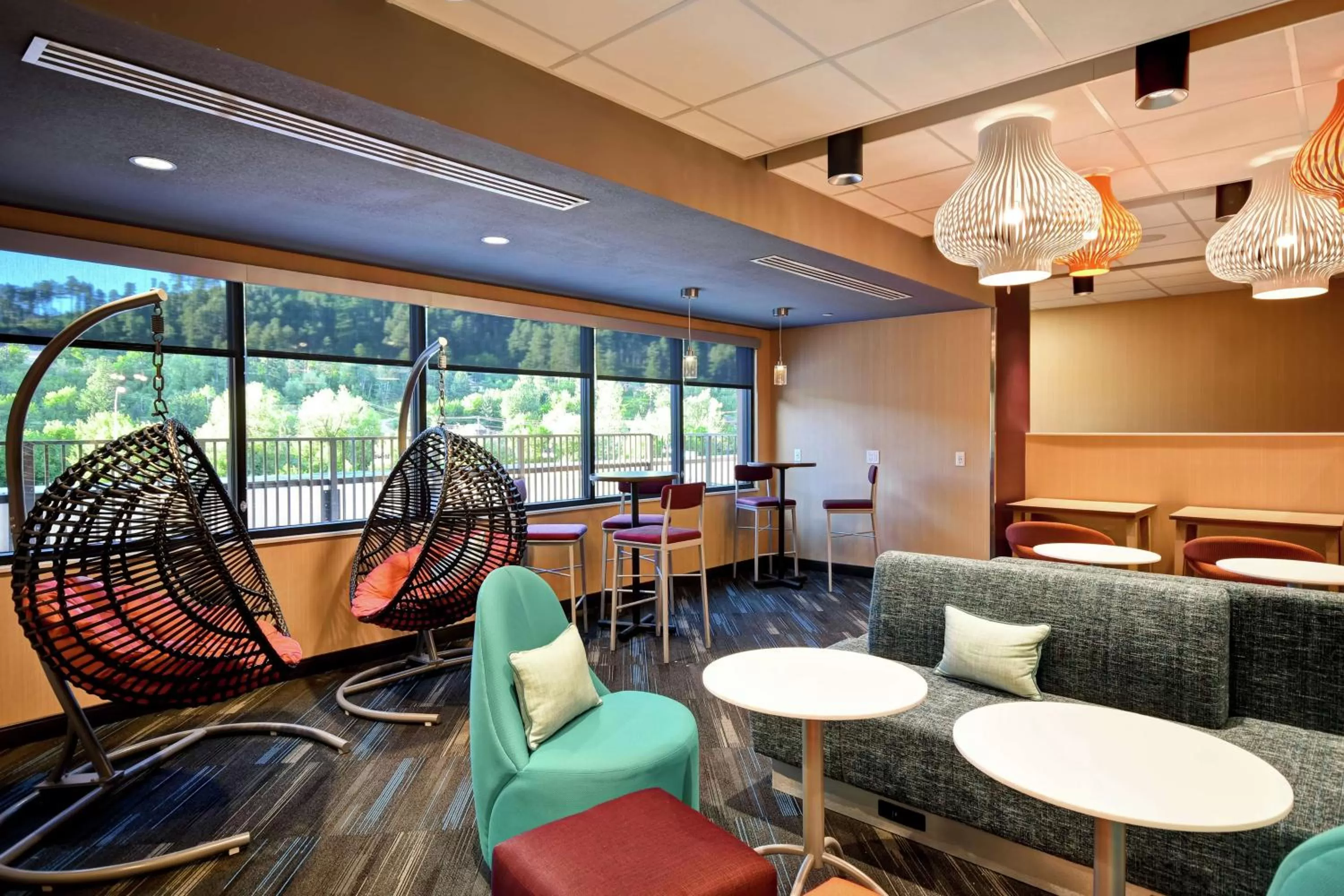 Lobby or reception in Tru By Hilton Deadwood