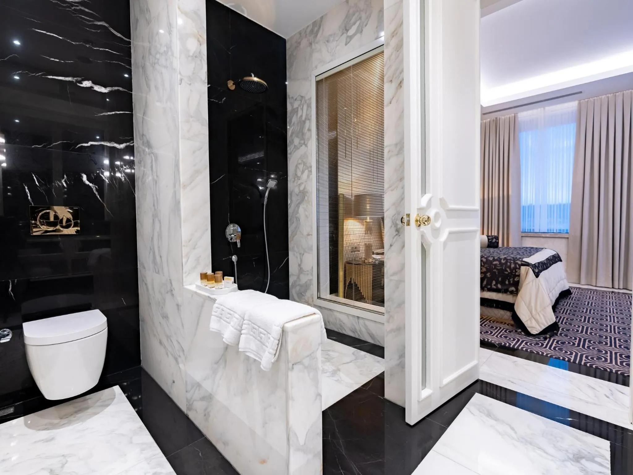 Bathroom in Ilci Residence Hotel