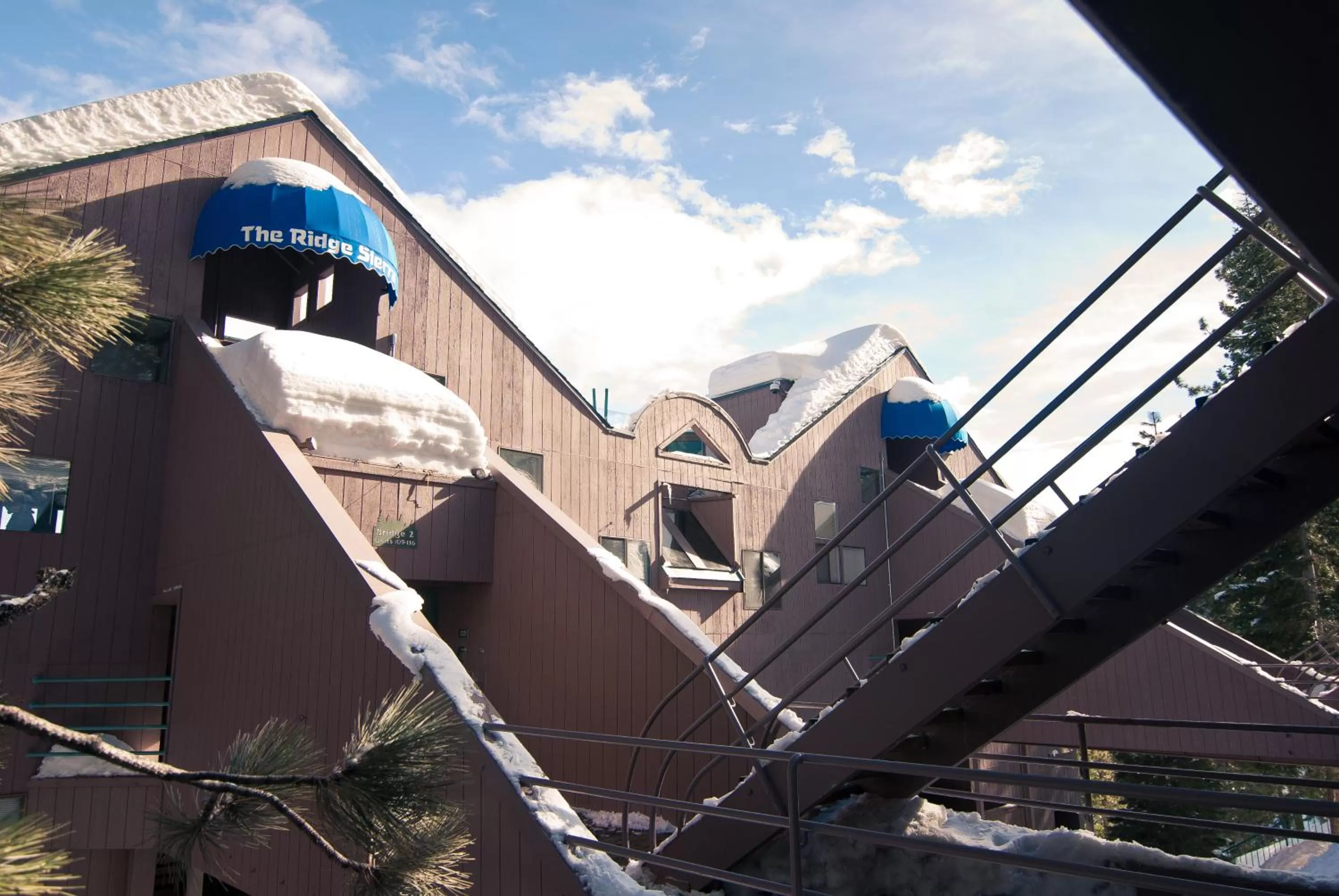 Facade/entrance in The Ridge Sierra