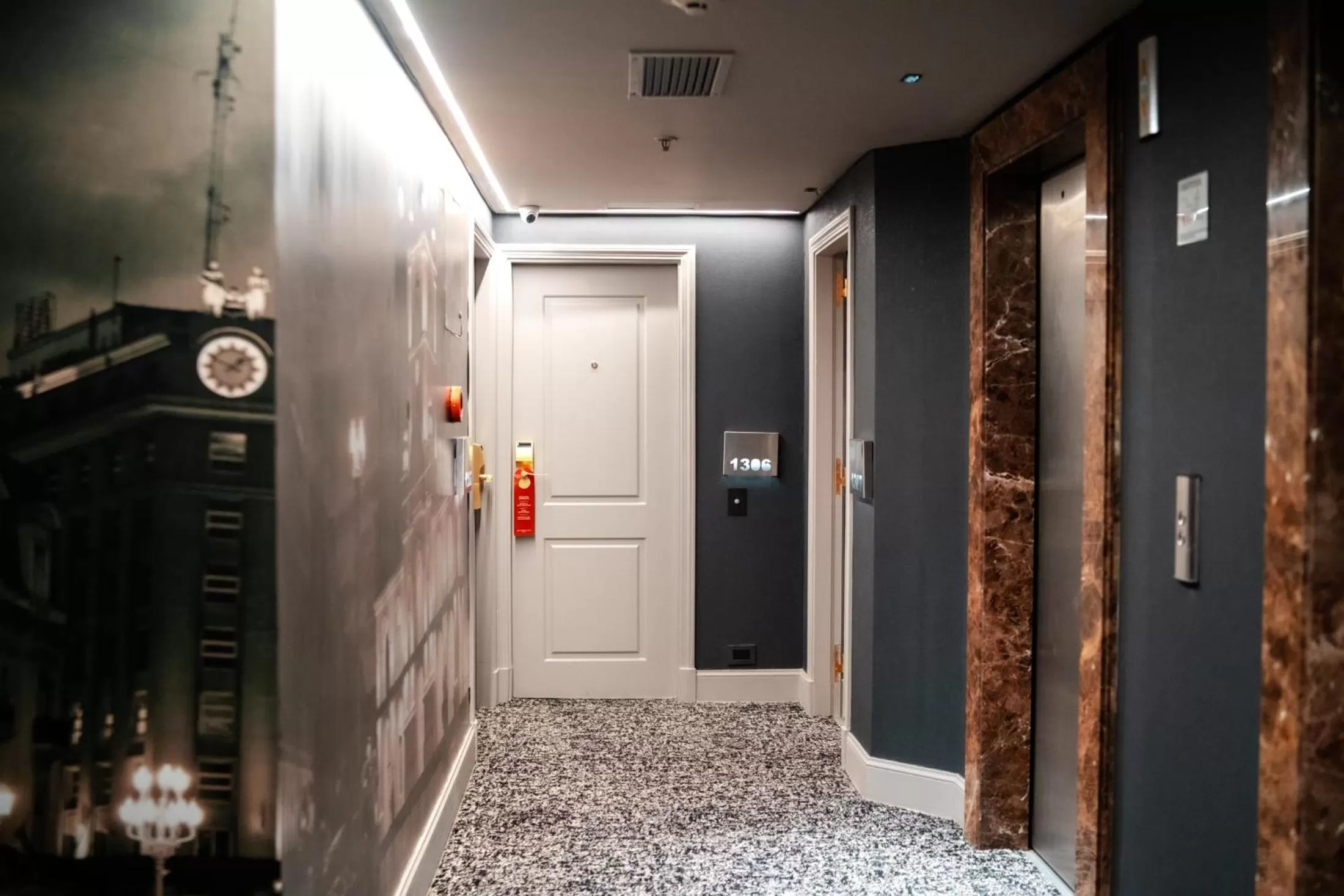 Decorative detail in Amérian Buenos Aires