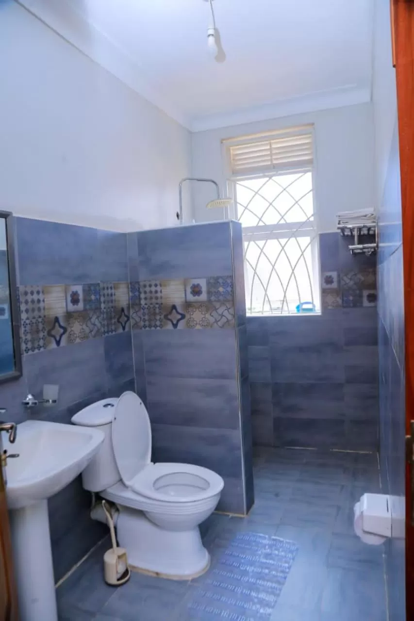 Bathroom in Karibu Namugongo