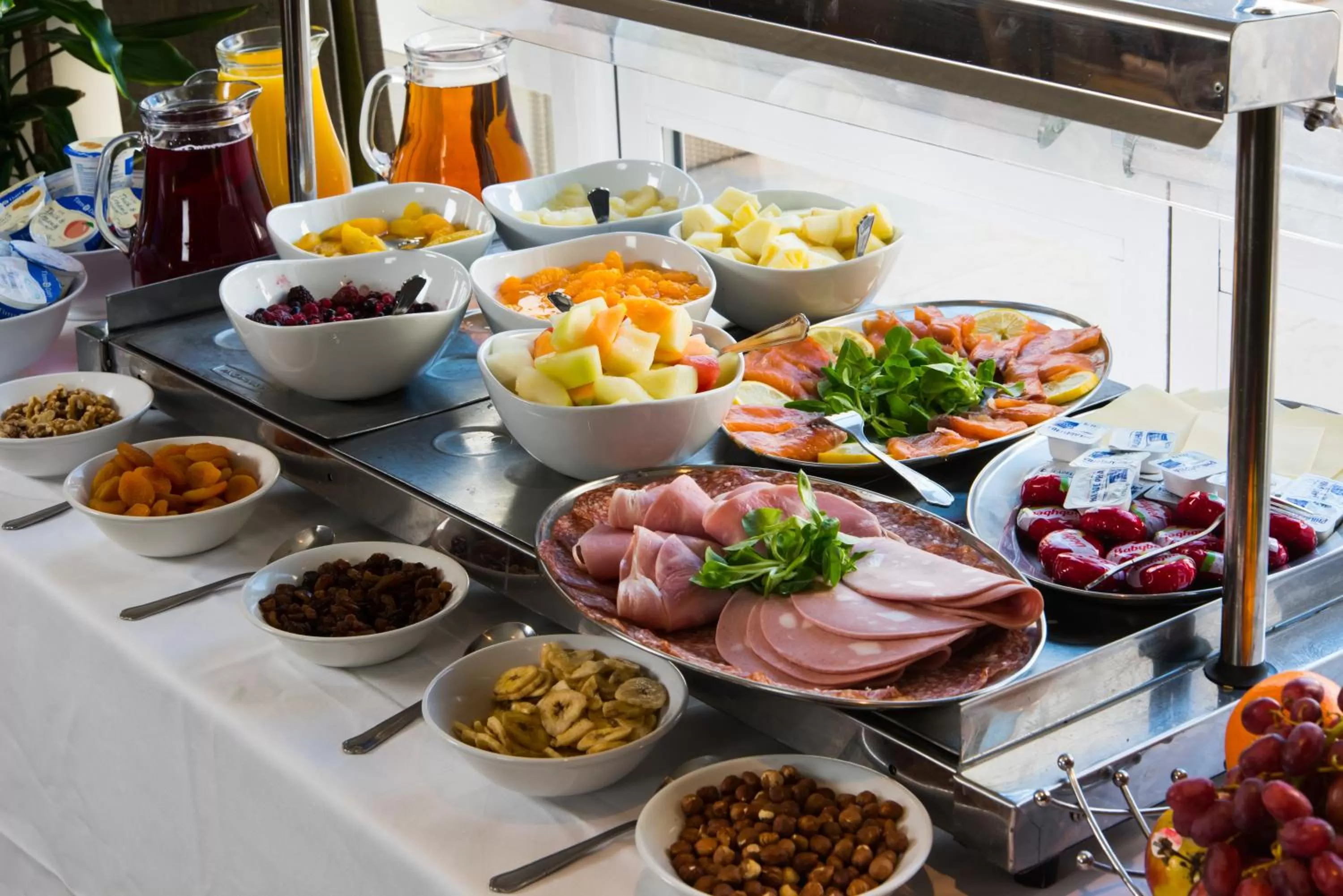 Restaurant/places to eat in Mercure Newbury West Grange Hotel