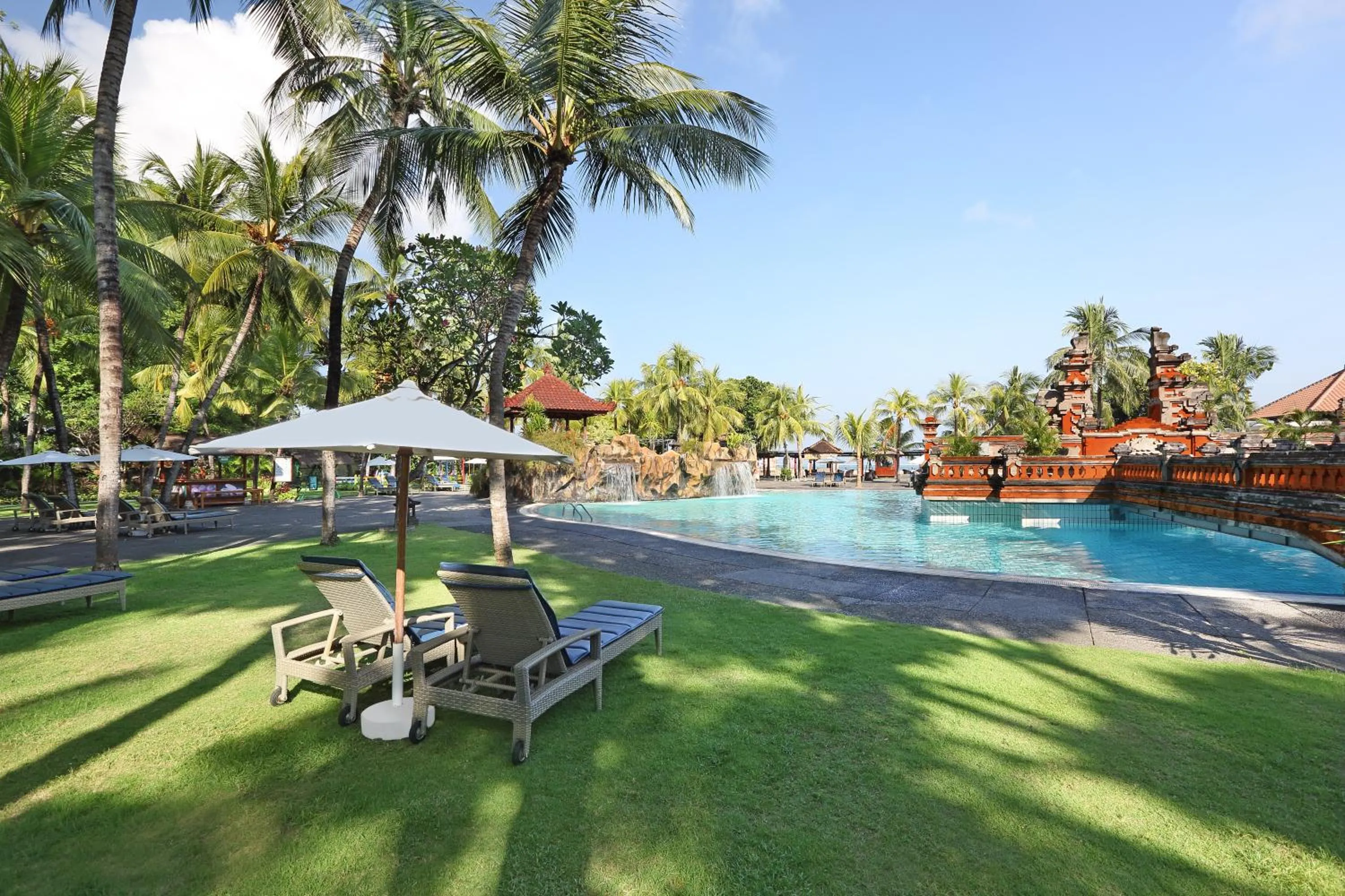Swimming pool in Bintang Bali Resort
