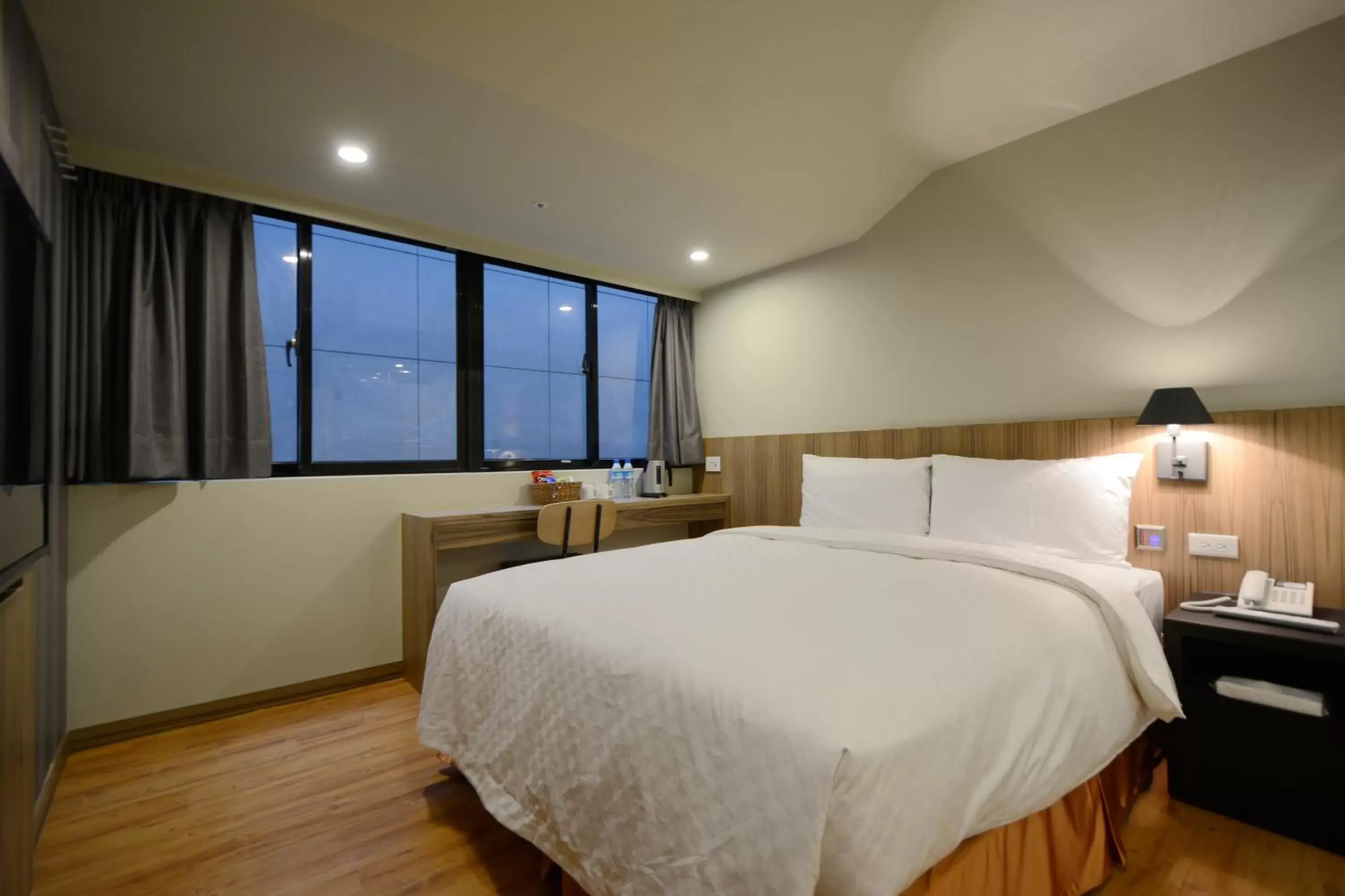 Deluxe Double Room in Smile Inn - Taipei Main Station Deluxe Double Room in Smile Inn - Taipei Main Station