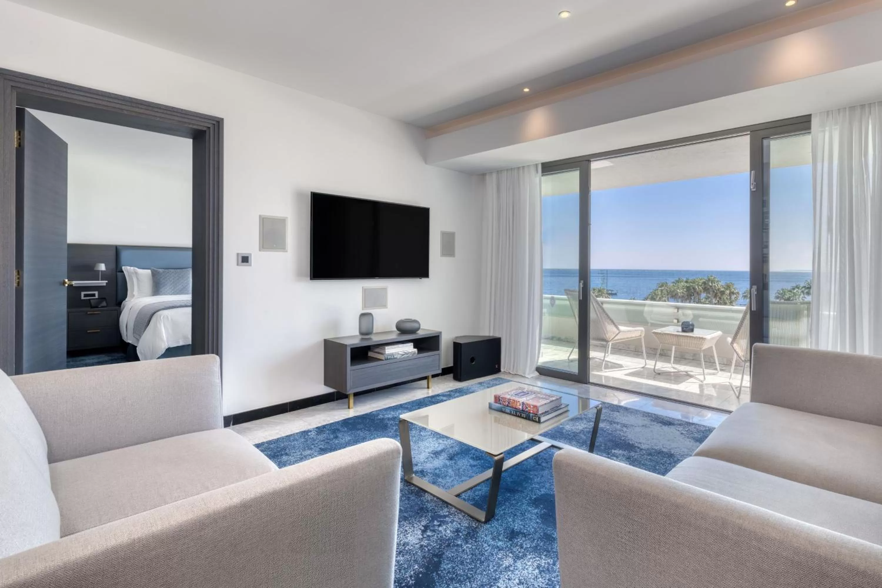 Living room in Parklane, a Luxury Collection Resort & Spa, Limassol