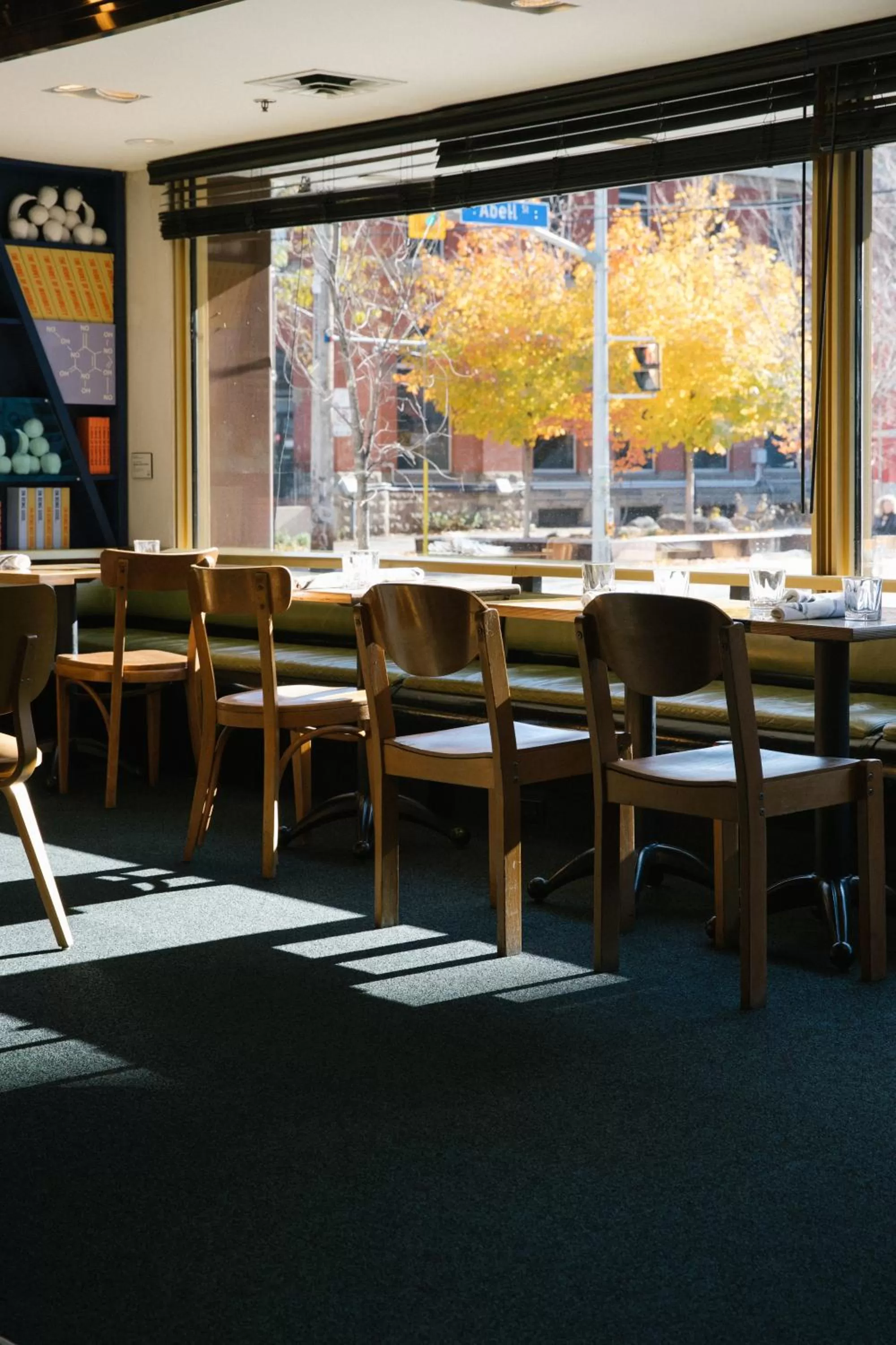 Restaurant/places to eat in The Drake Hotel