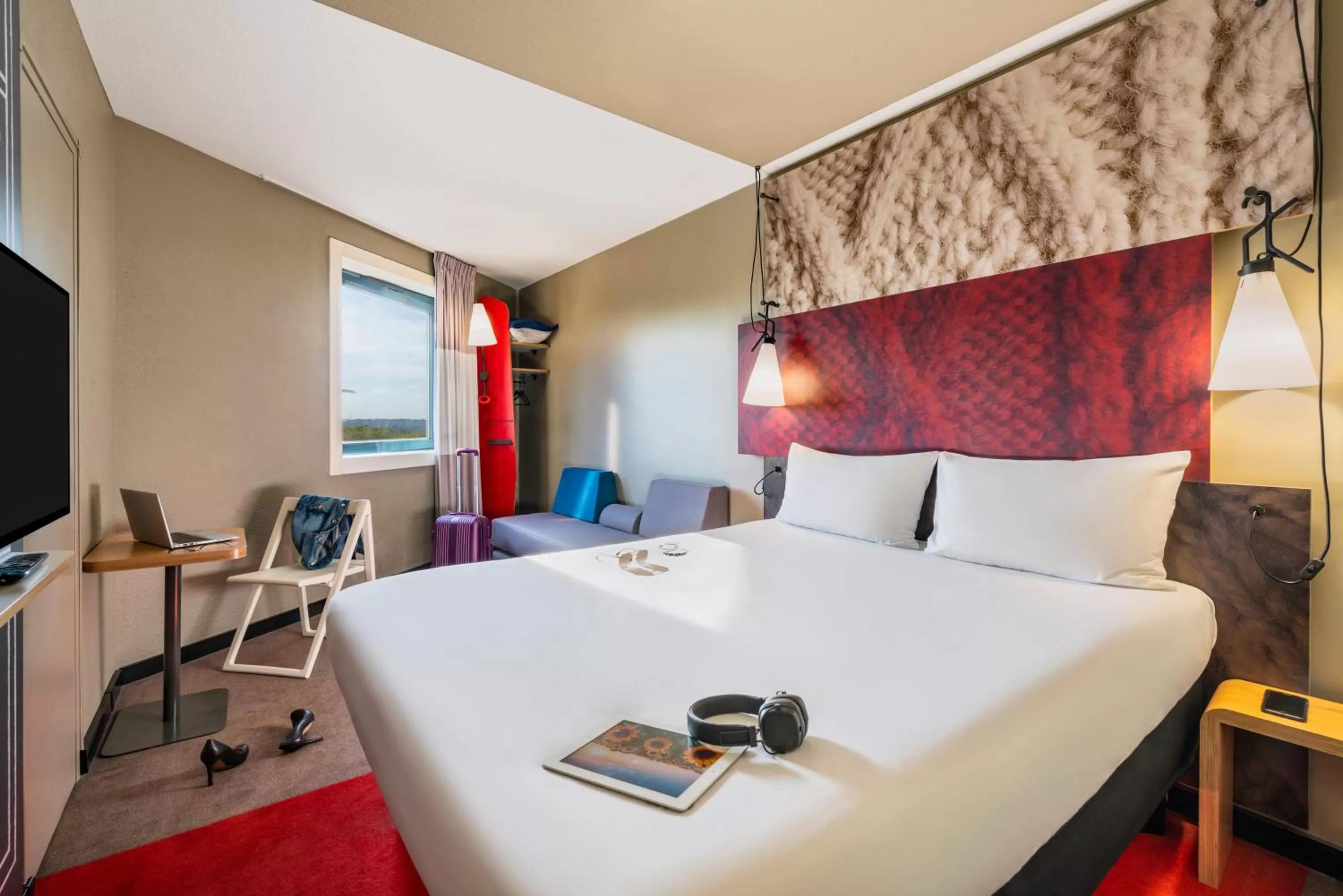 Bed in Ibis Marne la Vallée Noisy