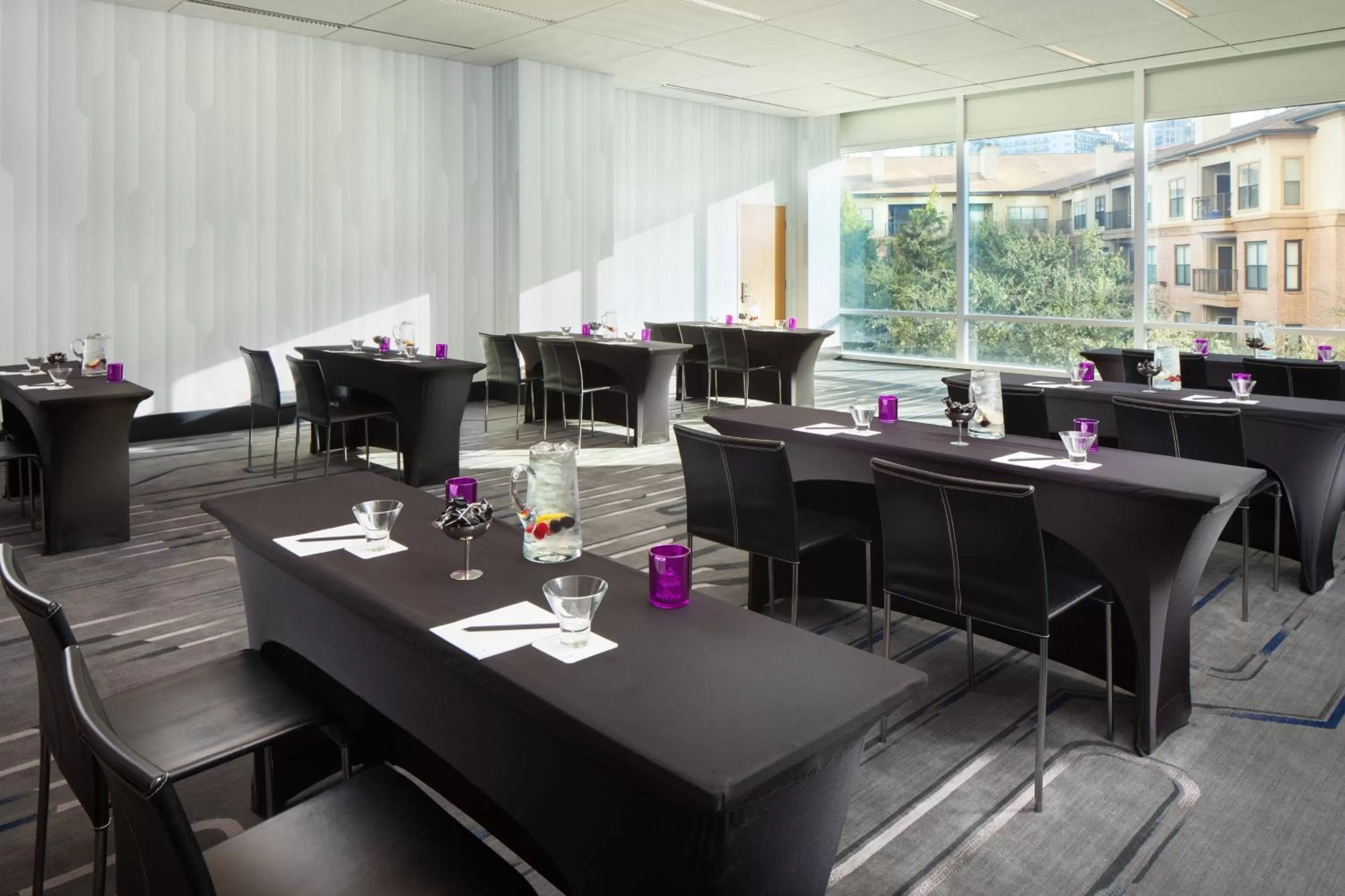 Meeting/conference room in W Dallas