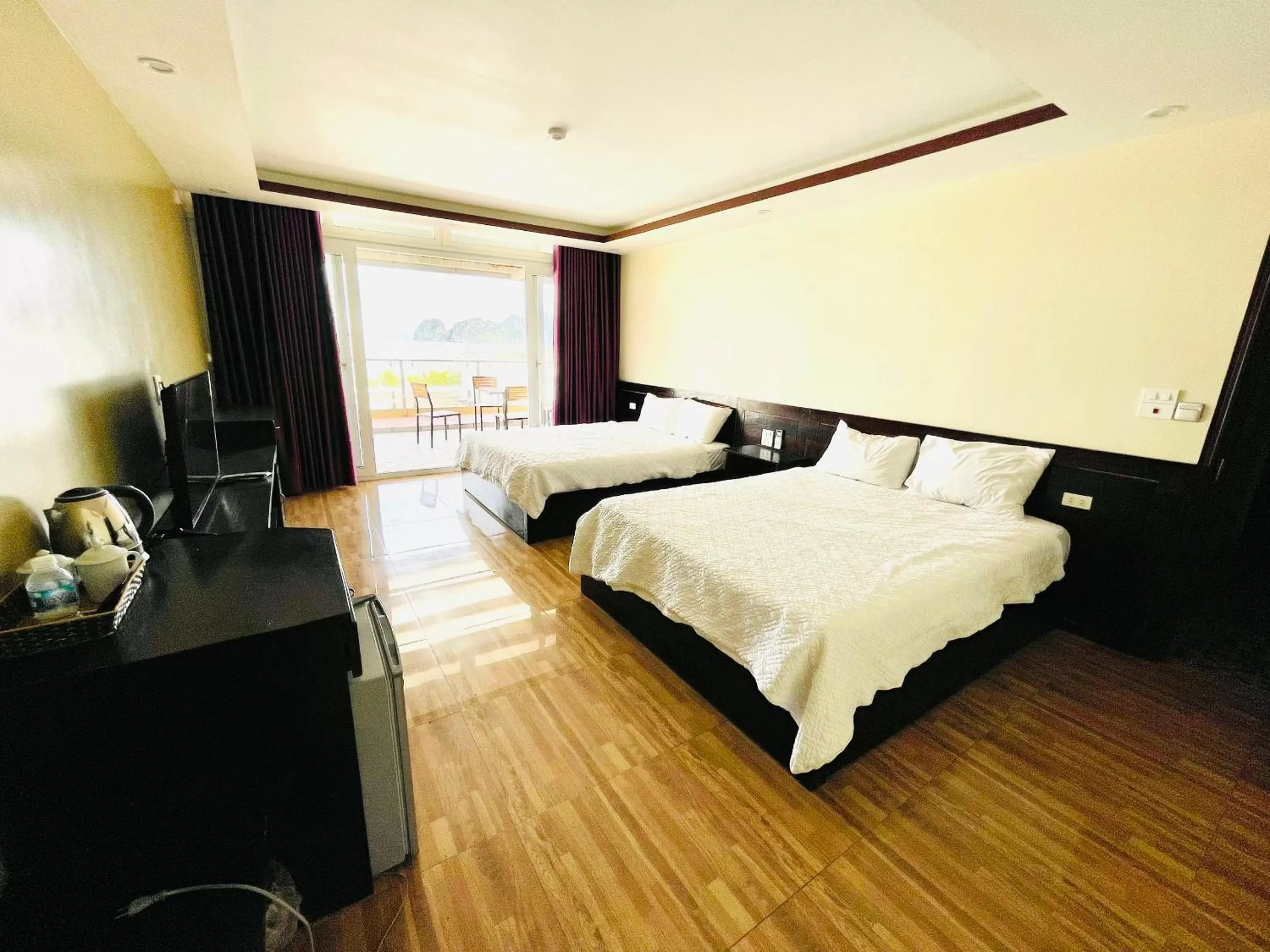 Bed in Tuan Chau Havana Hotel