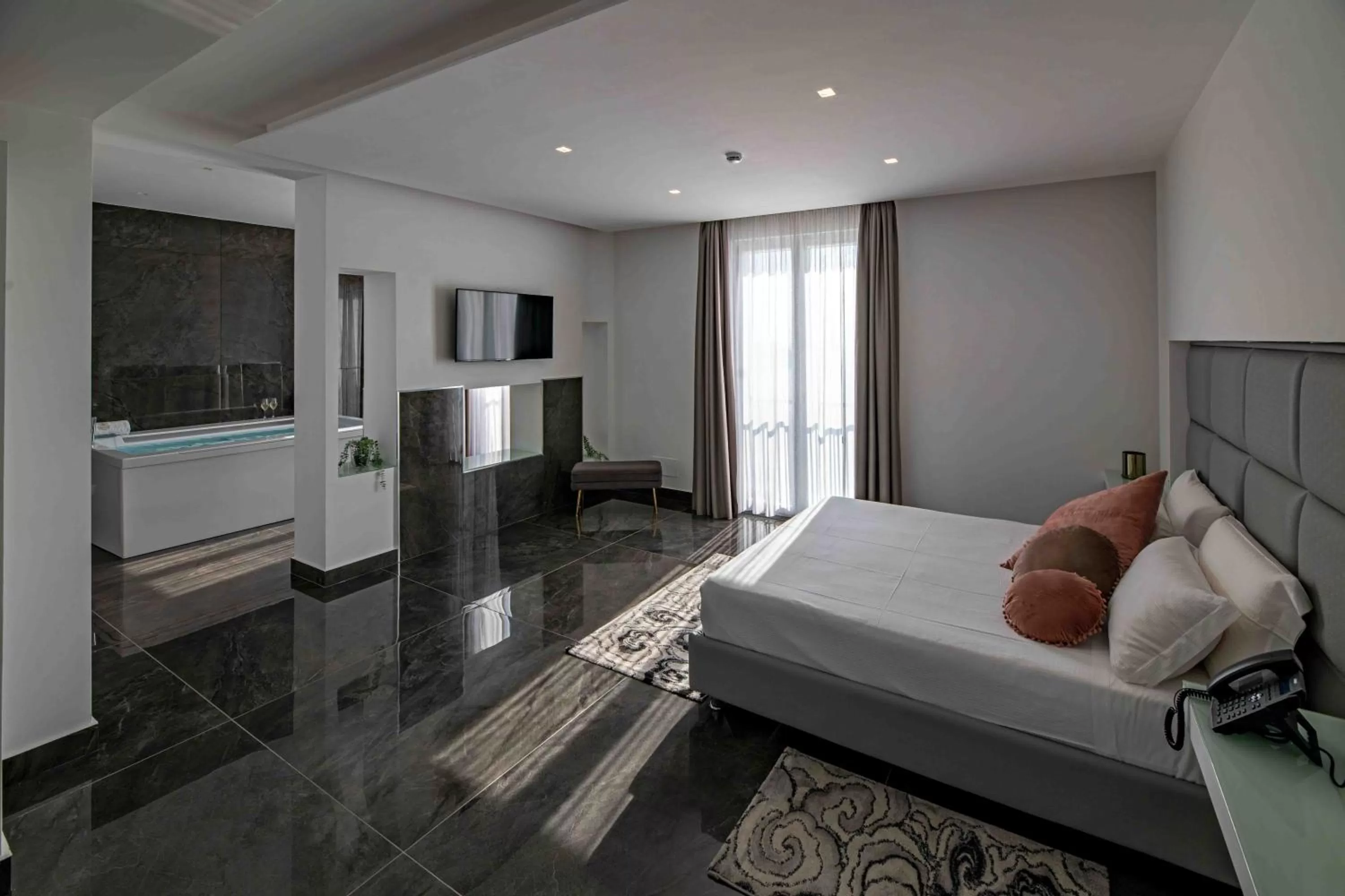 Bed in GRAND HOTEL SERAPIDE