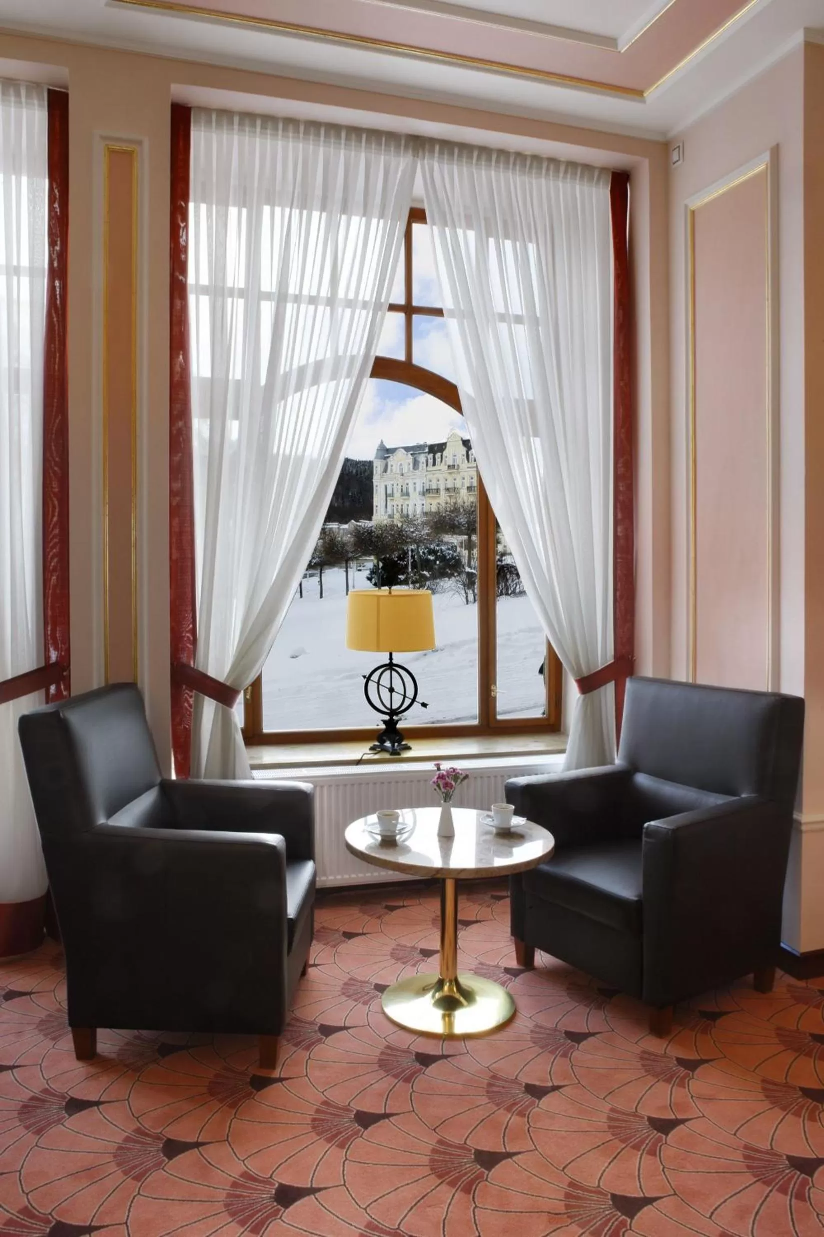 Lounge or bar in Ensana Hvězda - Imperiál - Neapol