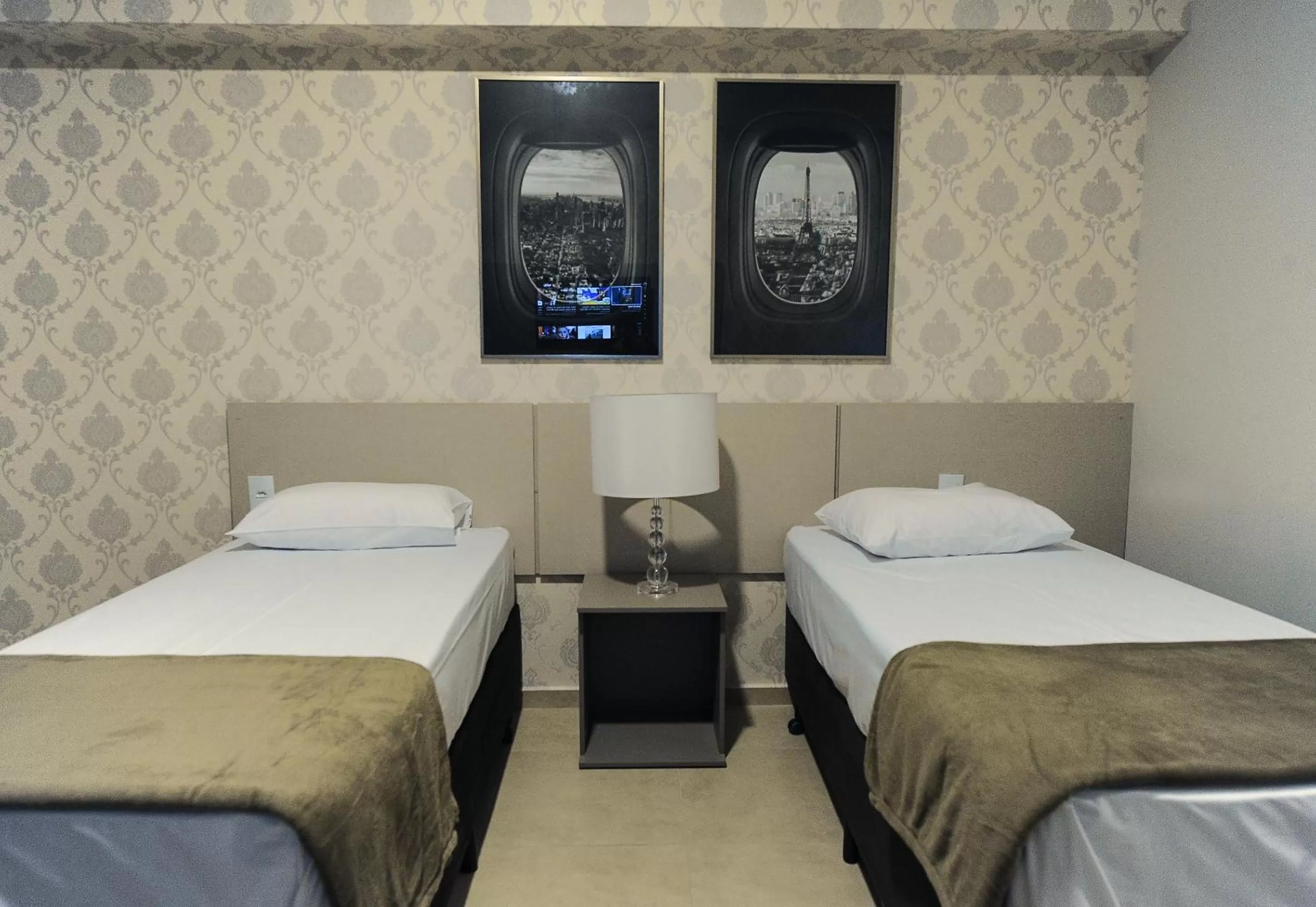 Bed in Bristol Infinity Rio Claro