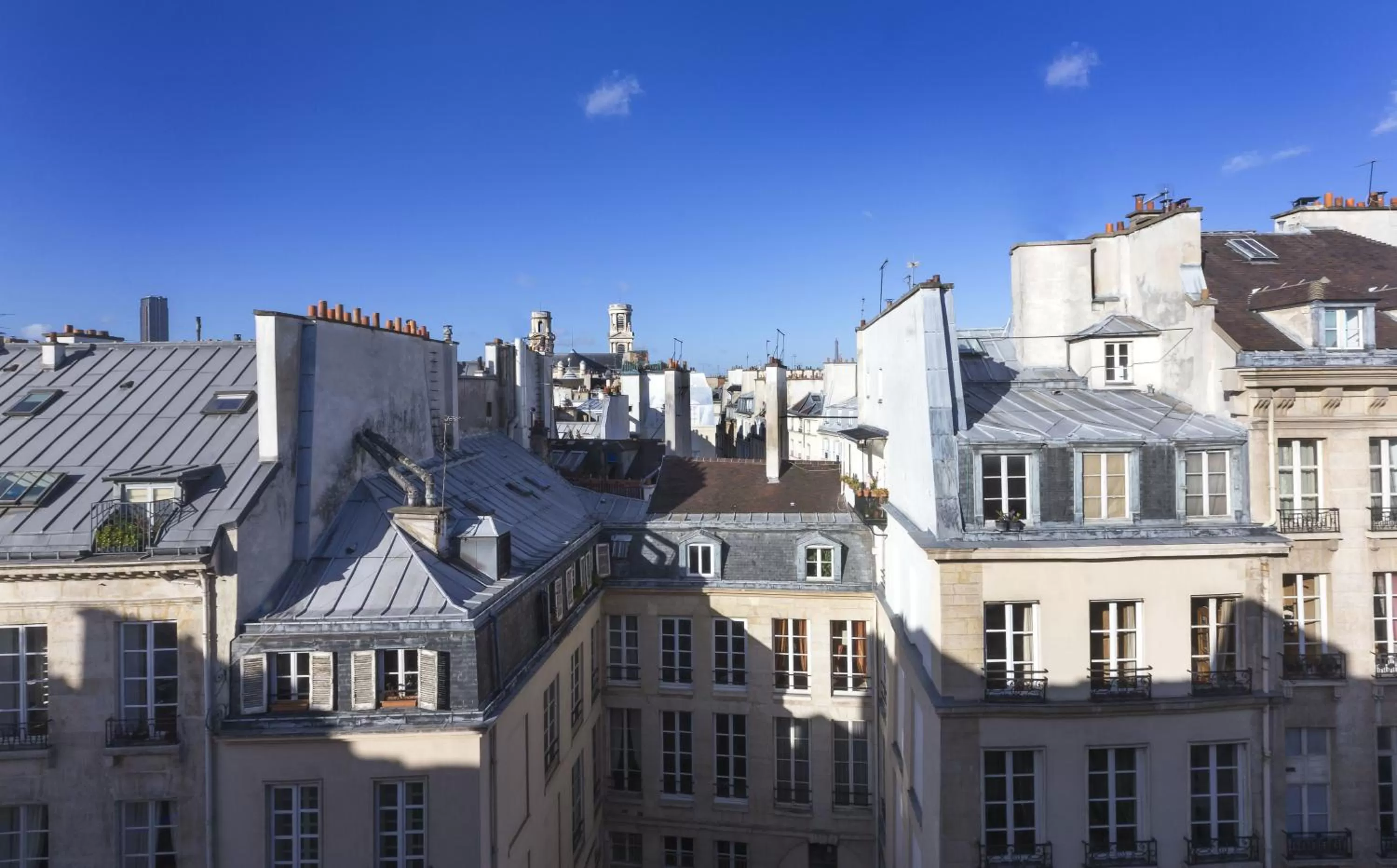 City view in Odeon Hotel