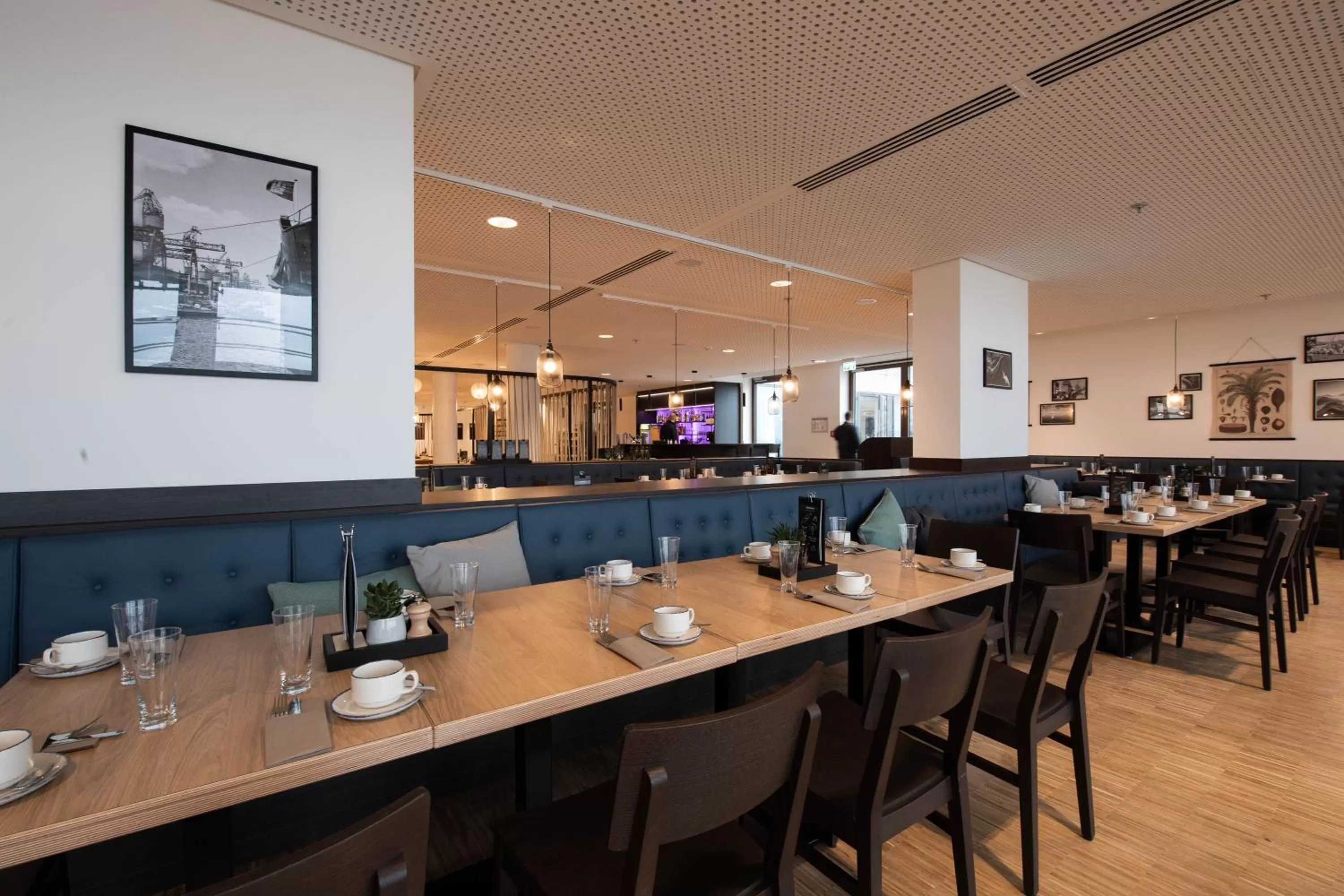 Restaurant/places to eat in JUFA Hotel Hamburg HafenCity