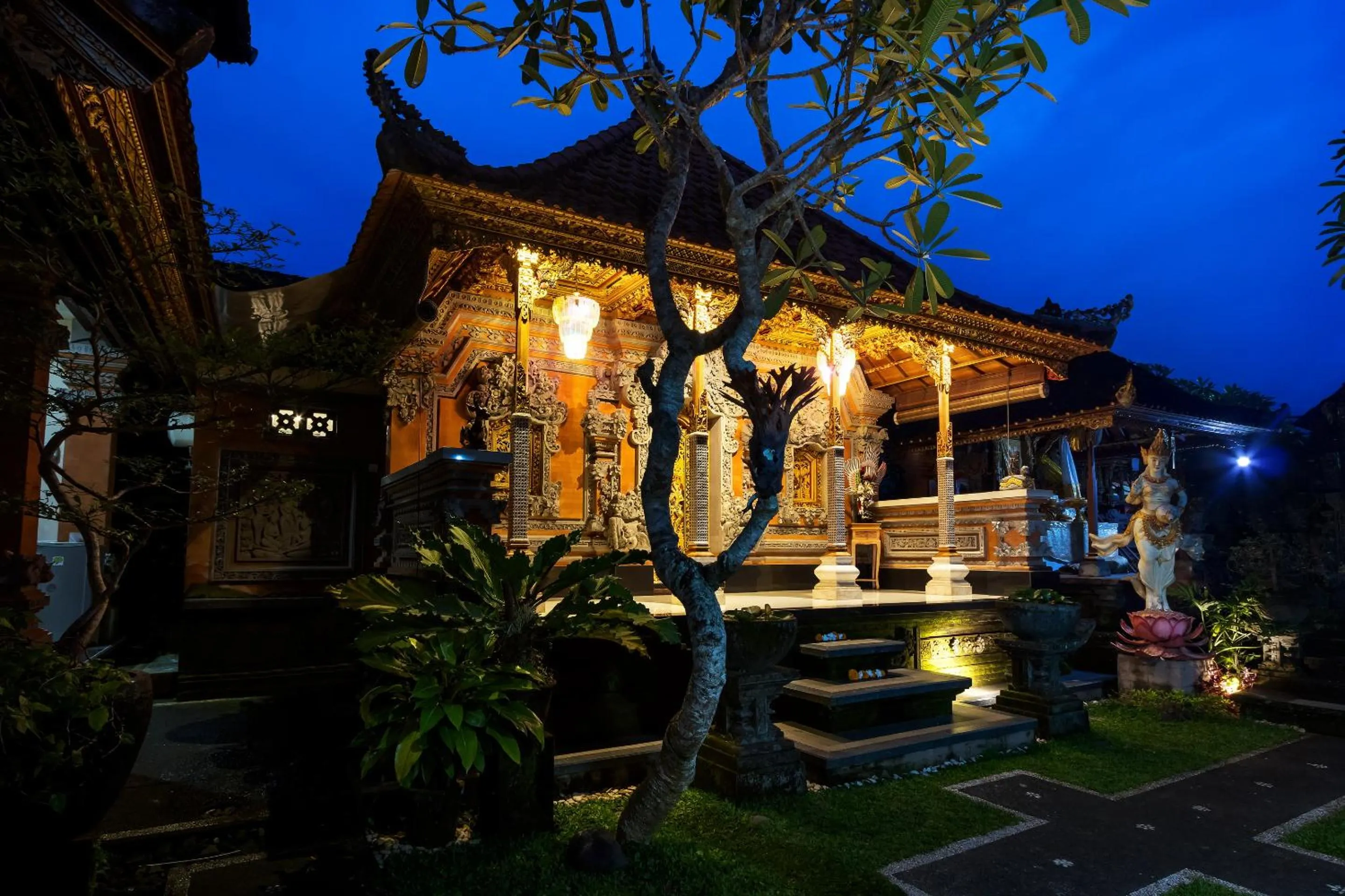 Facade/entrance in Padma Ubud Retreat