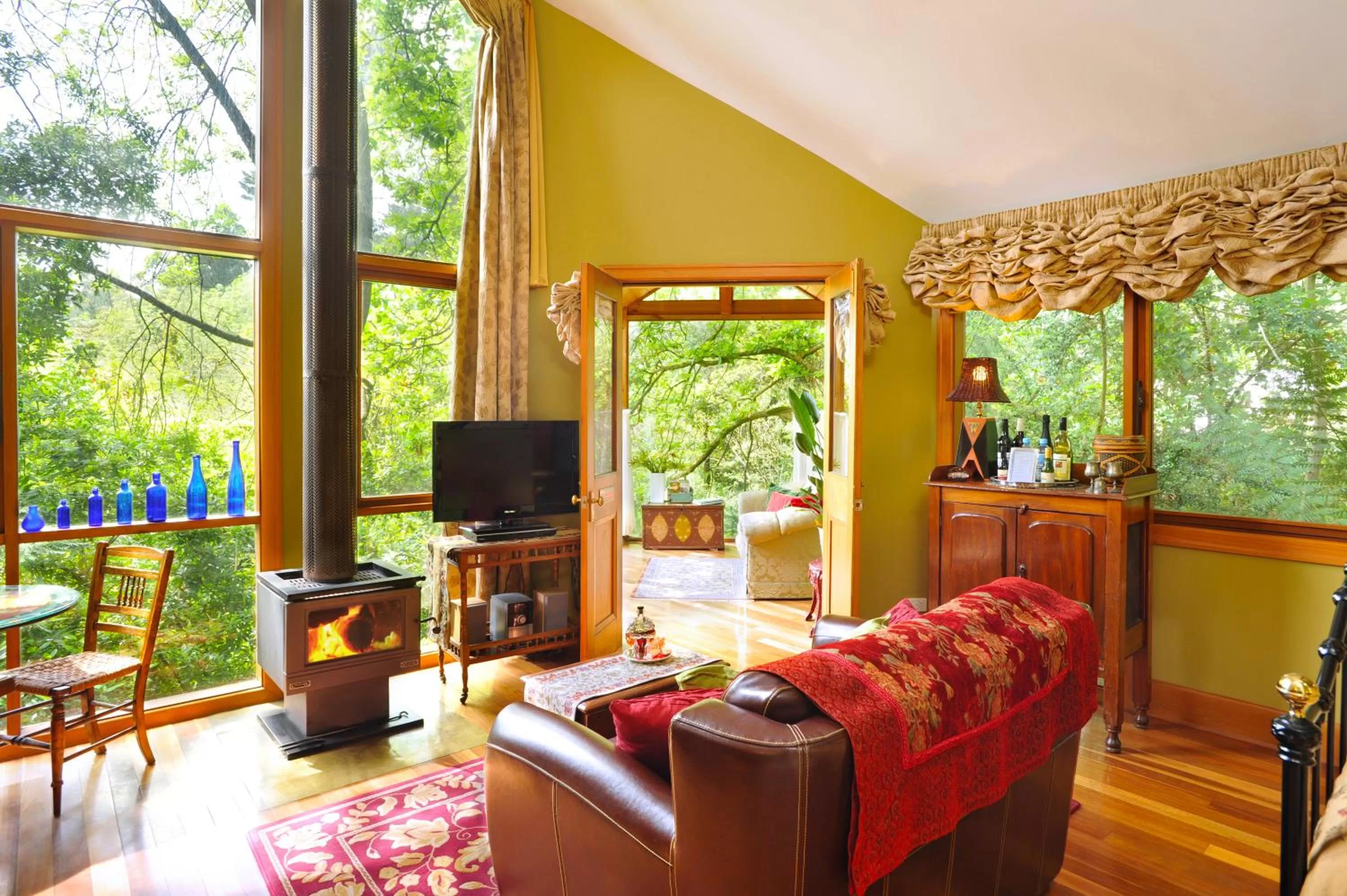 Living room in Arcadia Cottages