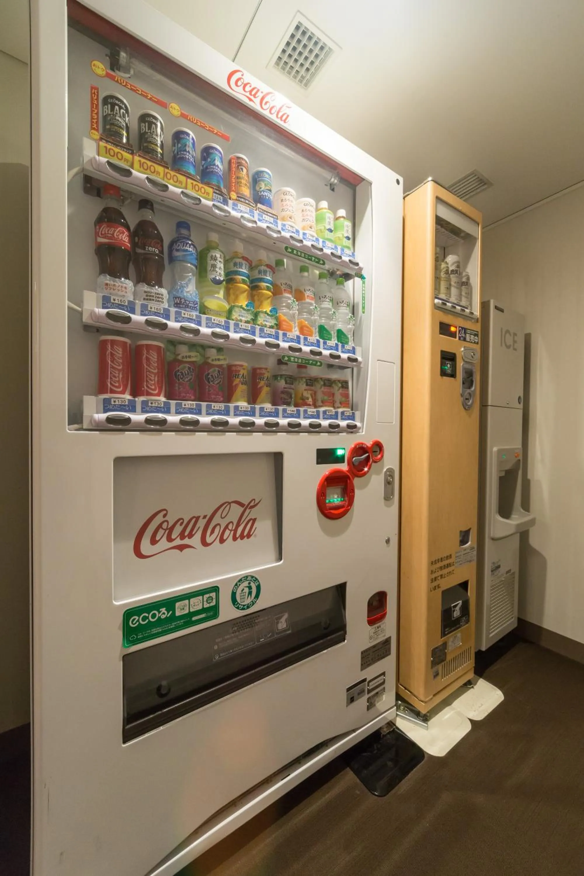 Food and drinks in Hotel Resol Trinity Sapporo