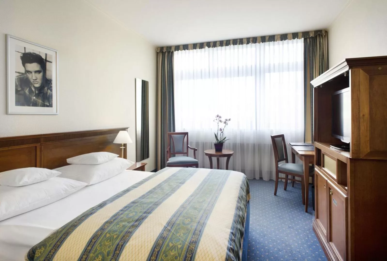 Photo of the whole room, Bed in Hollywood Media Hotel am Kurfürstendamm