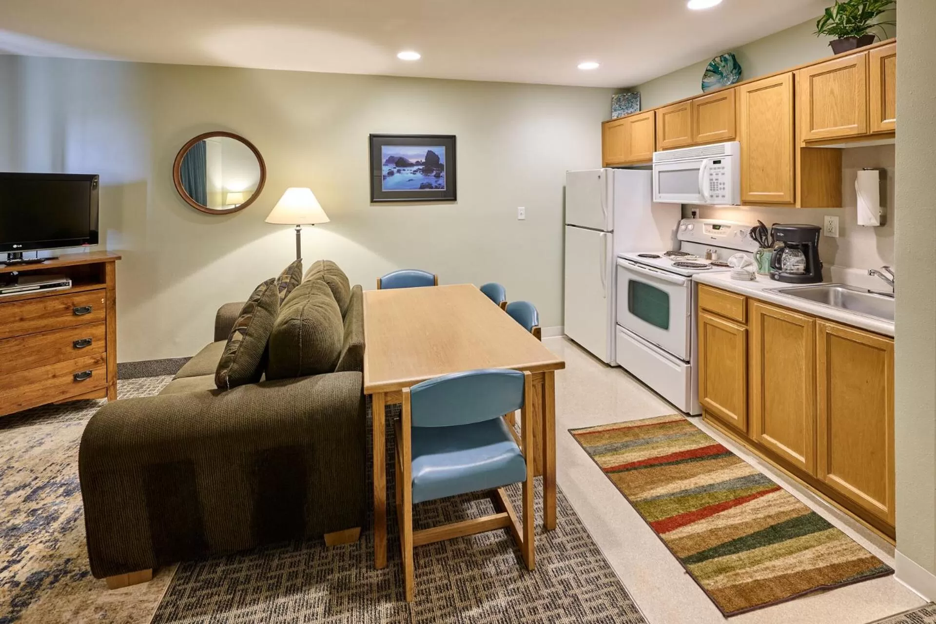 TV and multimedia, Kitchen/Kitchenette in D Sands Rentals