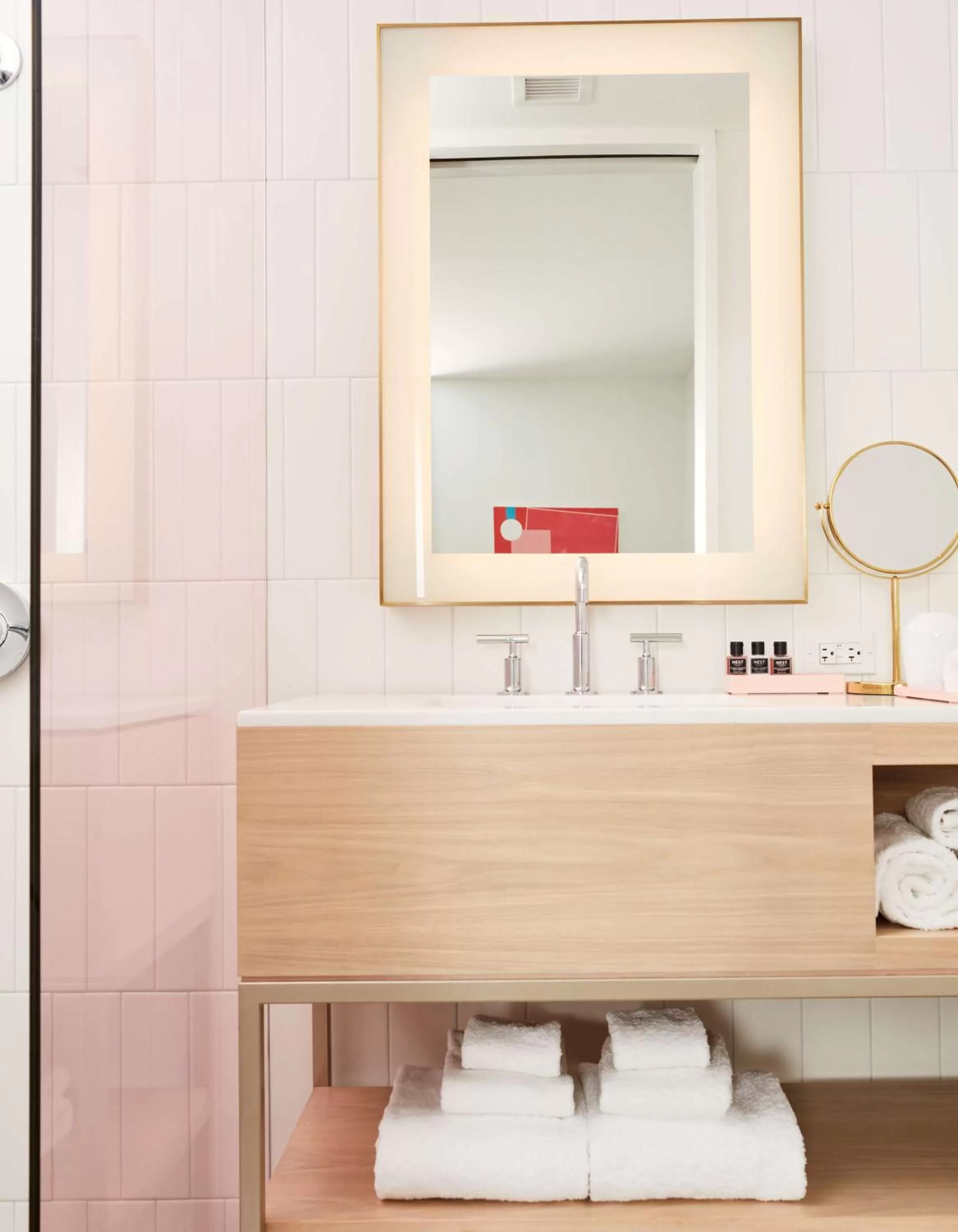 Bathroom in Quirk Hotel Charlottesville