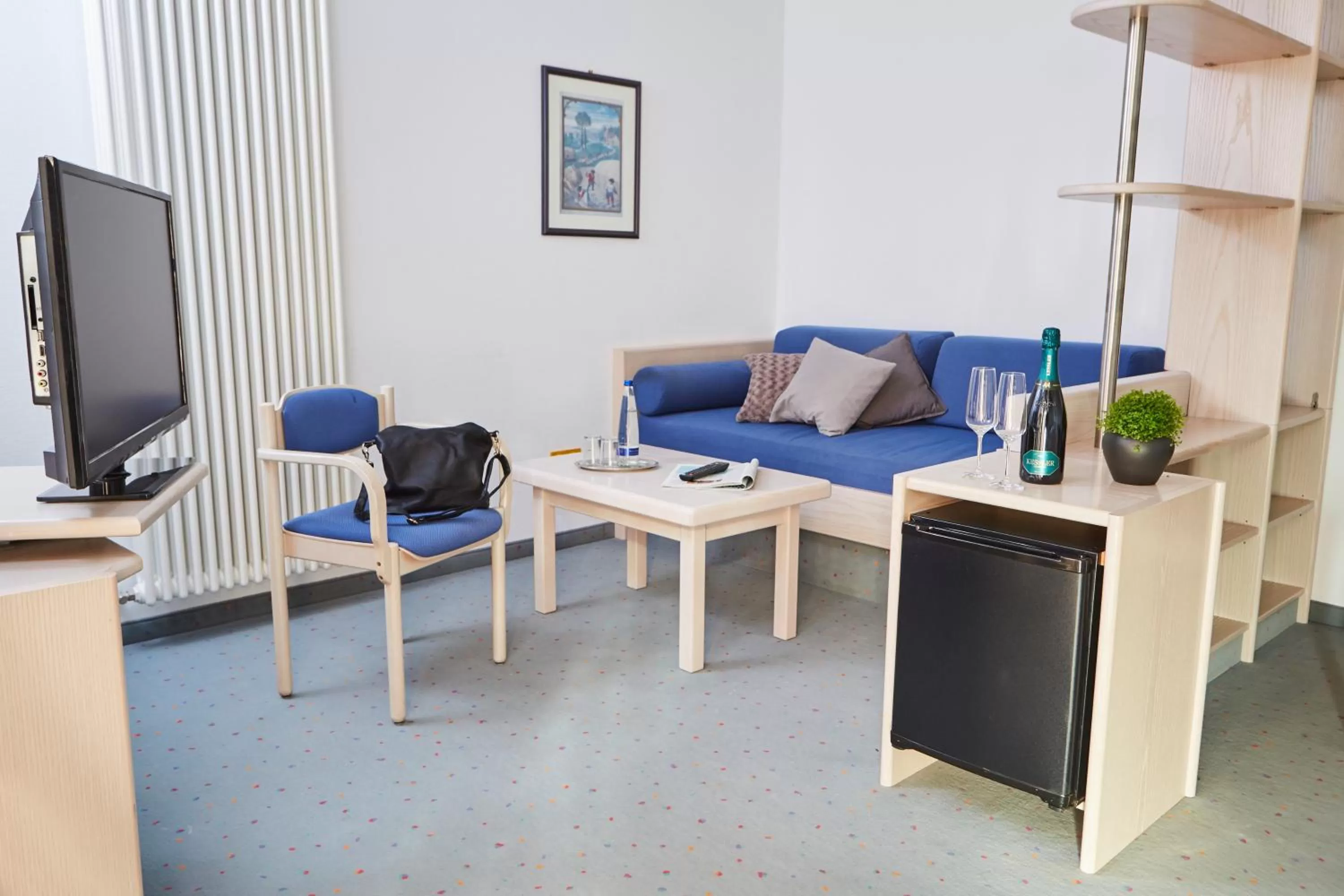 Photo of the whole room, Seating Area in Rock&Chill Hotel Falter