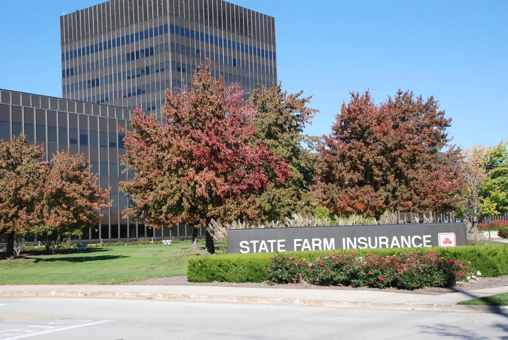 Location in Holiday Inn Express Hotel & Suites Bloomington-Normal University Area by IHG