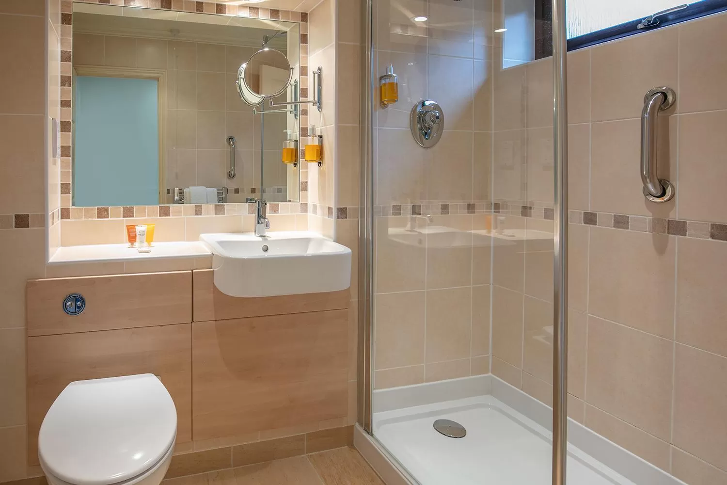 Bathroom in Knights Hill Hotel & Spa