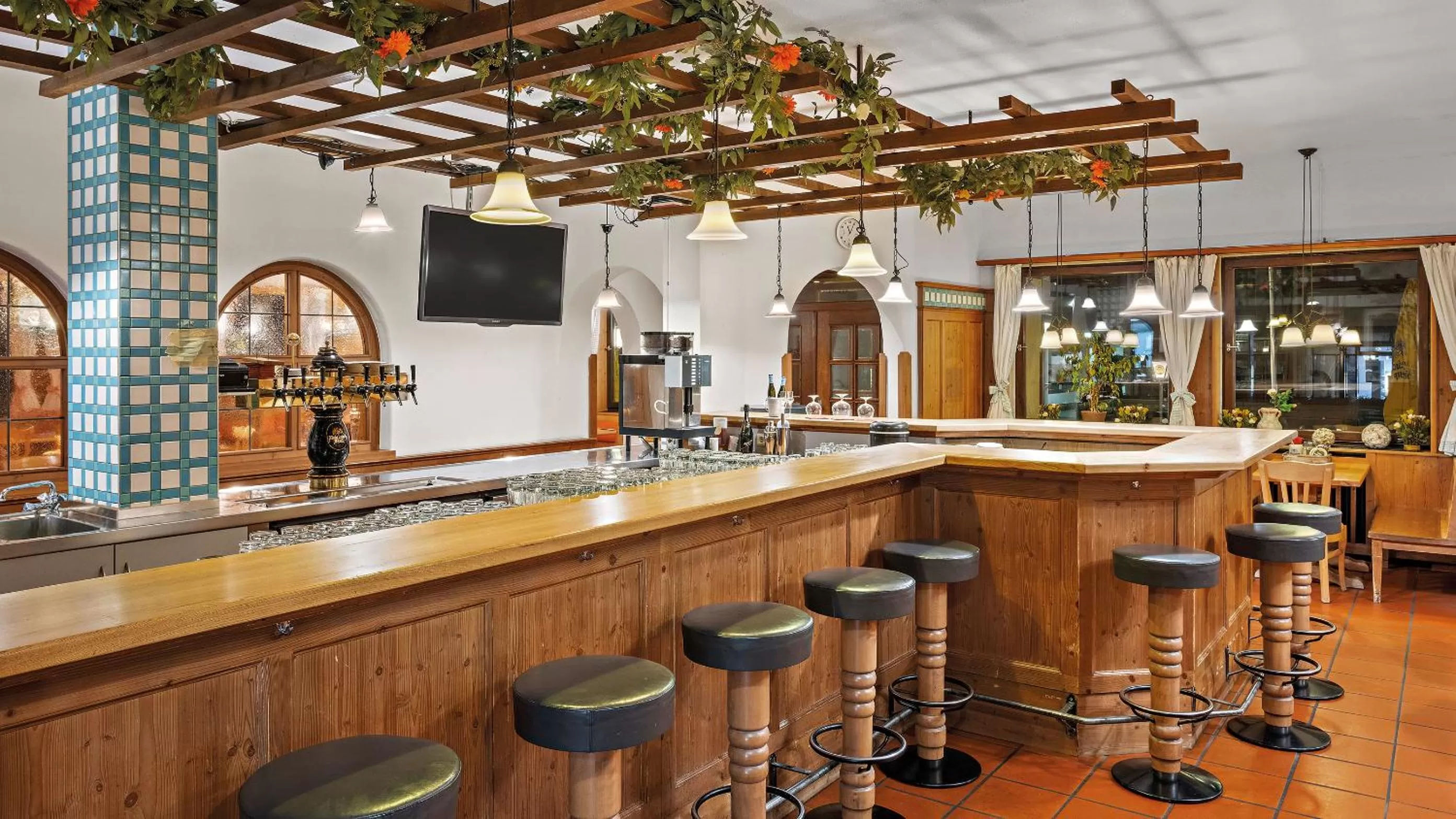 Restaurant/places to eat, Lounge/Bar in Styles Hotel Unterföhring