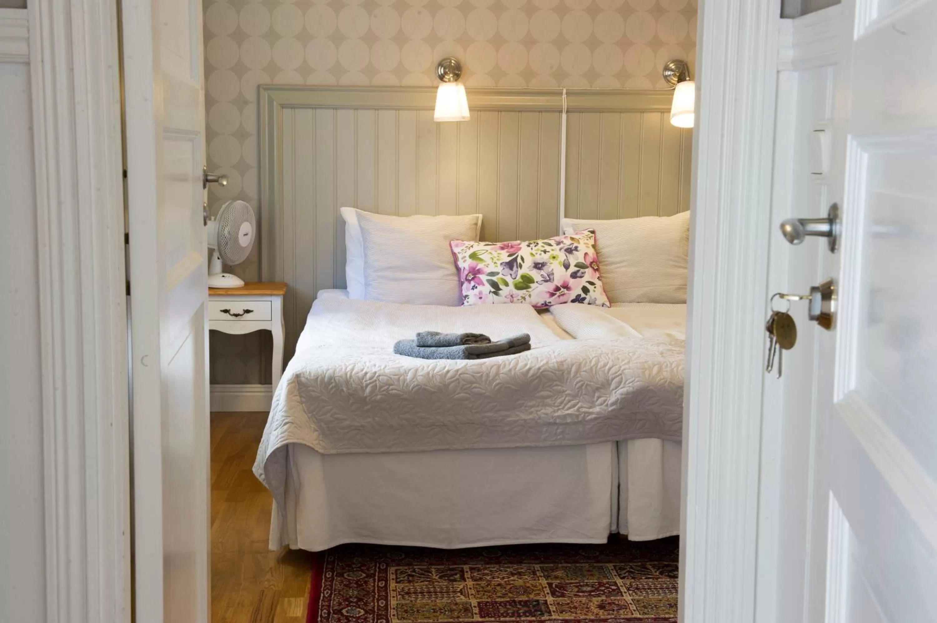 Bed, Room Photo in Lilla Hotellet i Nora