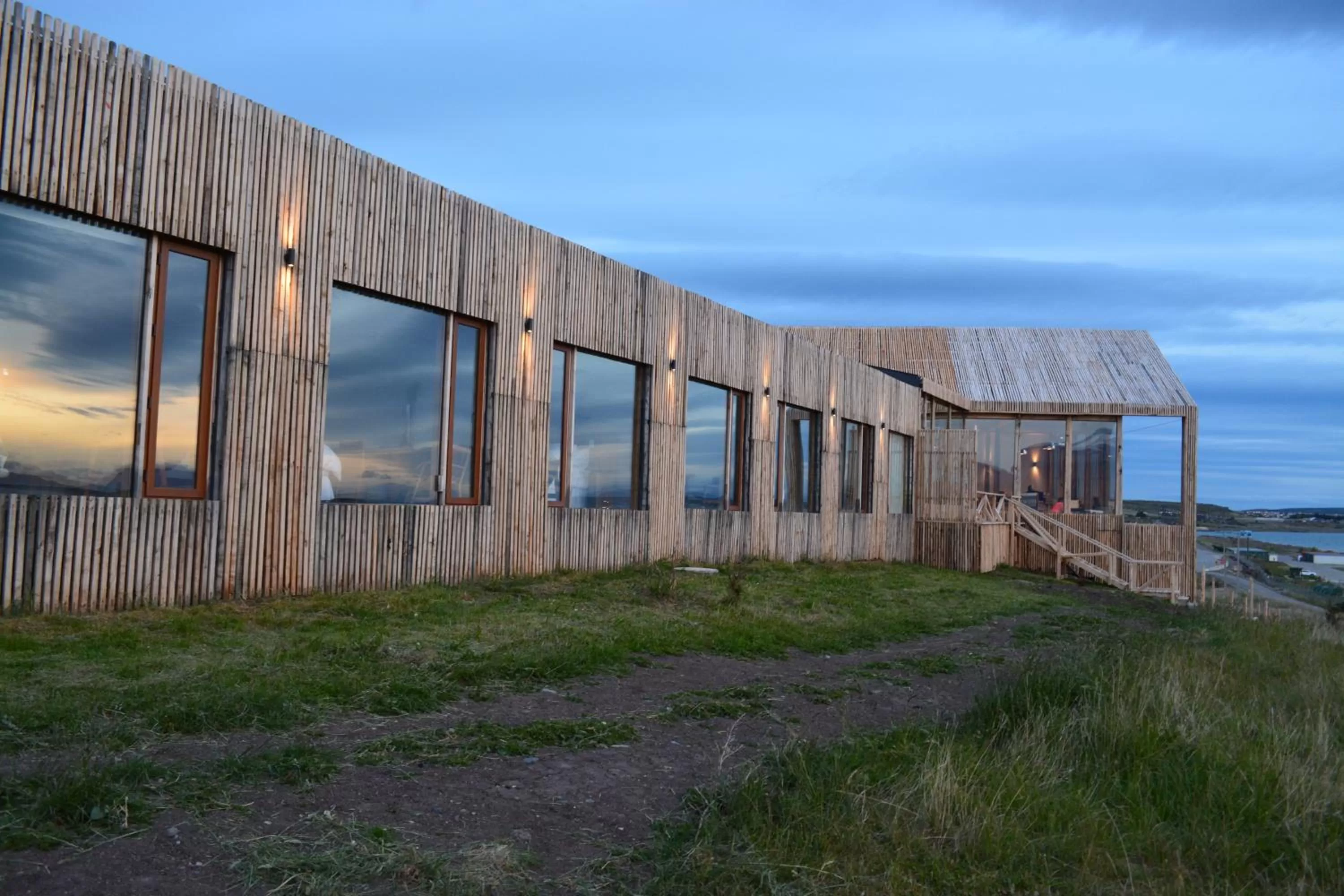 Facade/entrance, Property Building in Hotel Simple Patagonia
