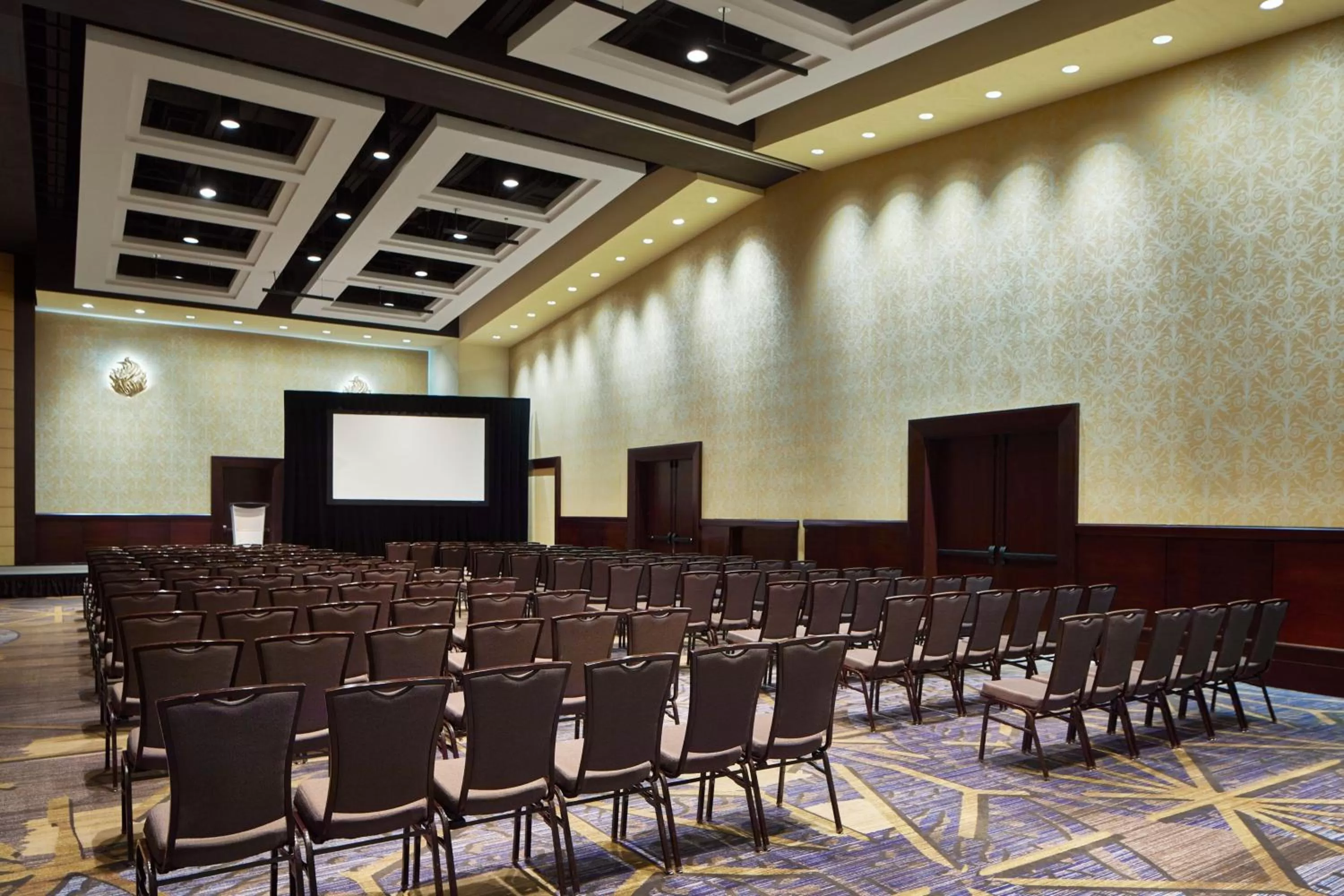 Entertainment in Lancaster Marriott at Penn Square