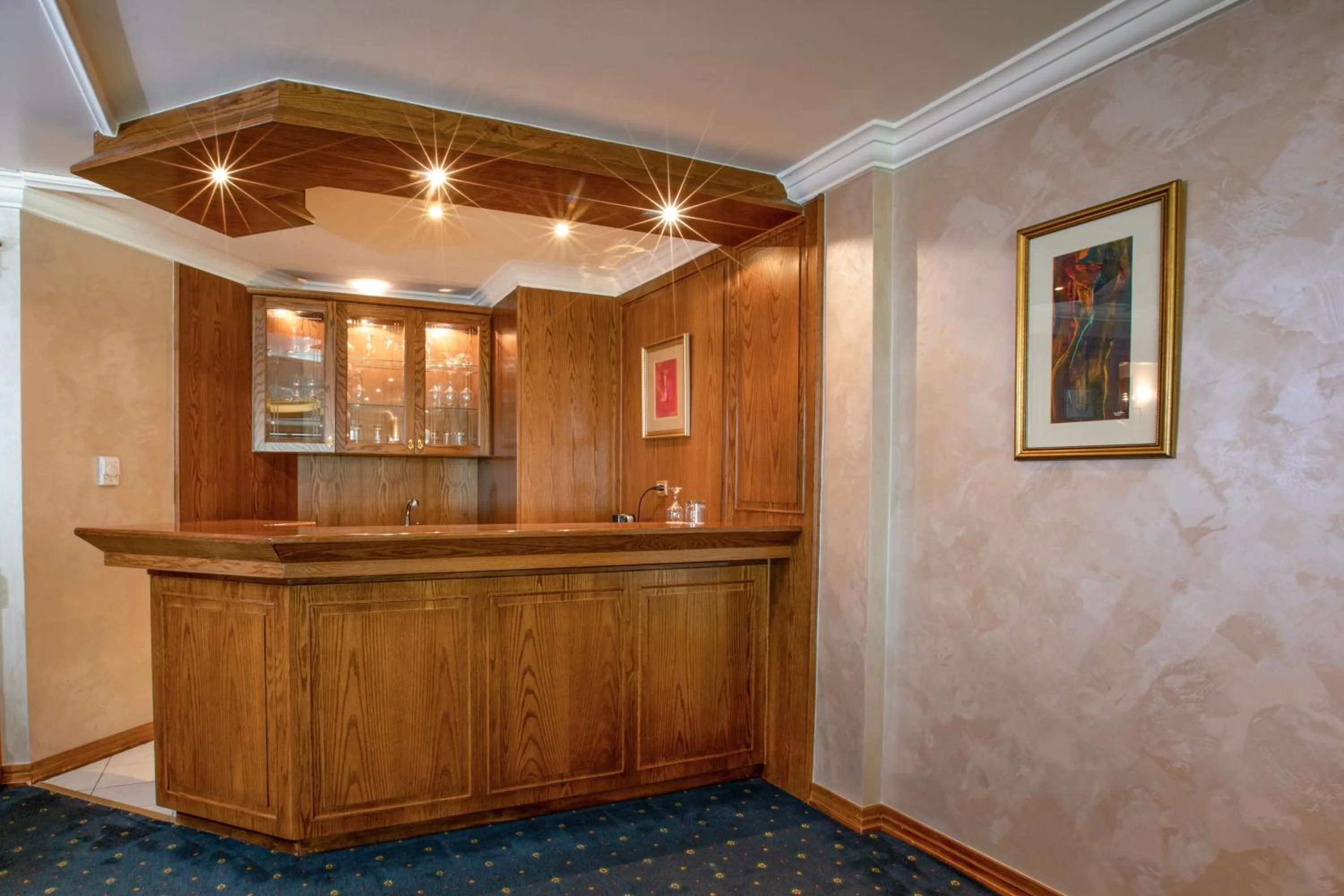 Lounge or bar in Bristol Hotel