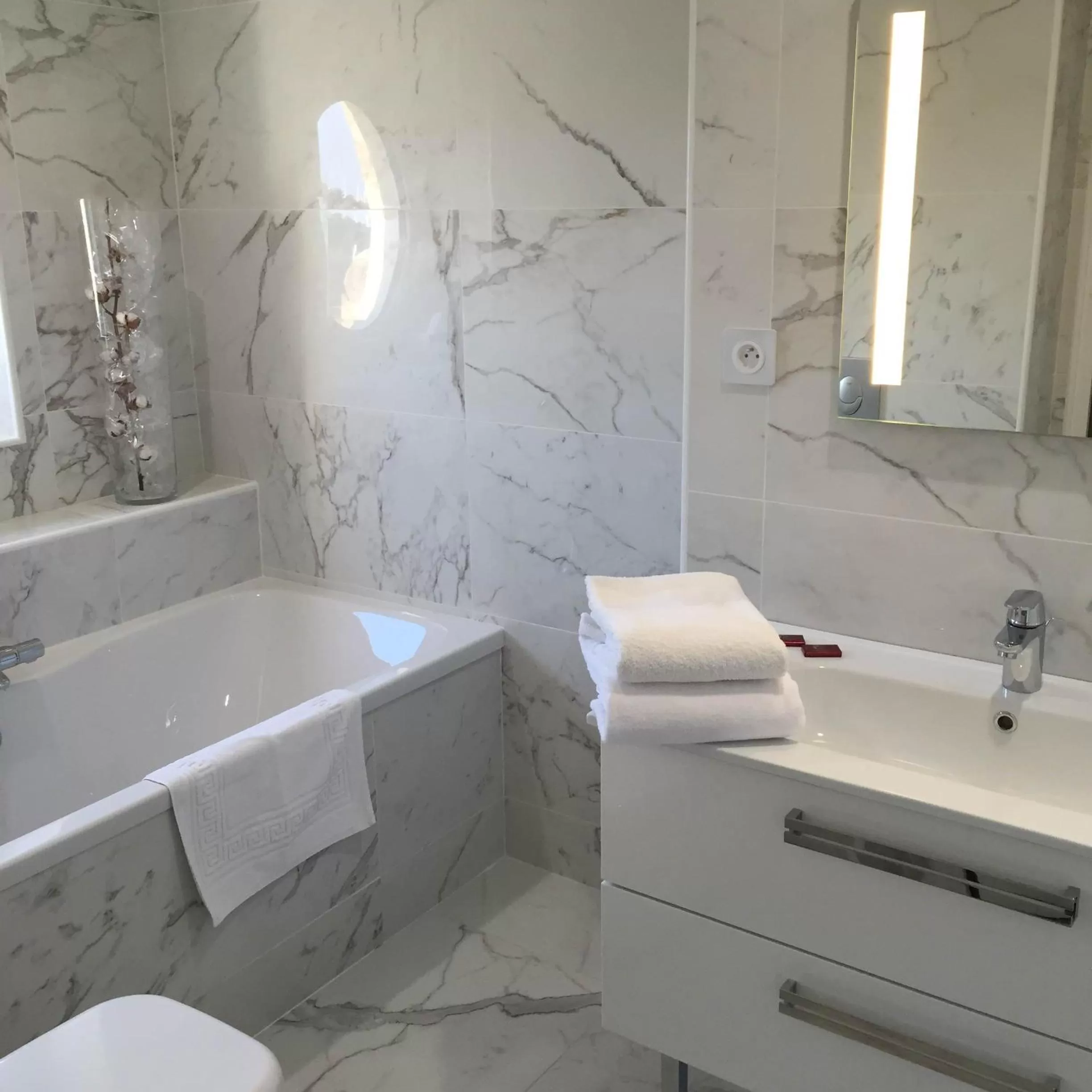 Bathroom in Hotel Le Cercle