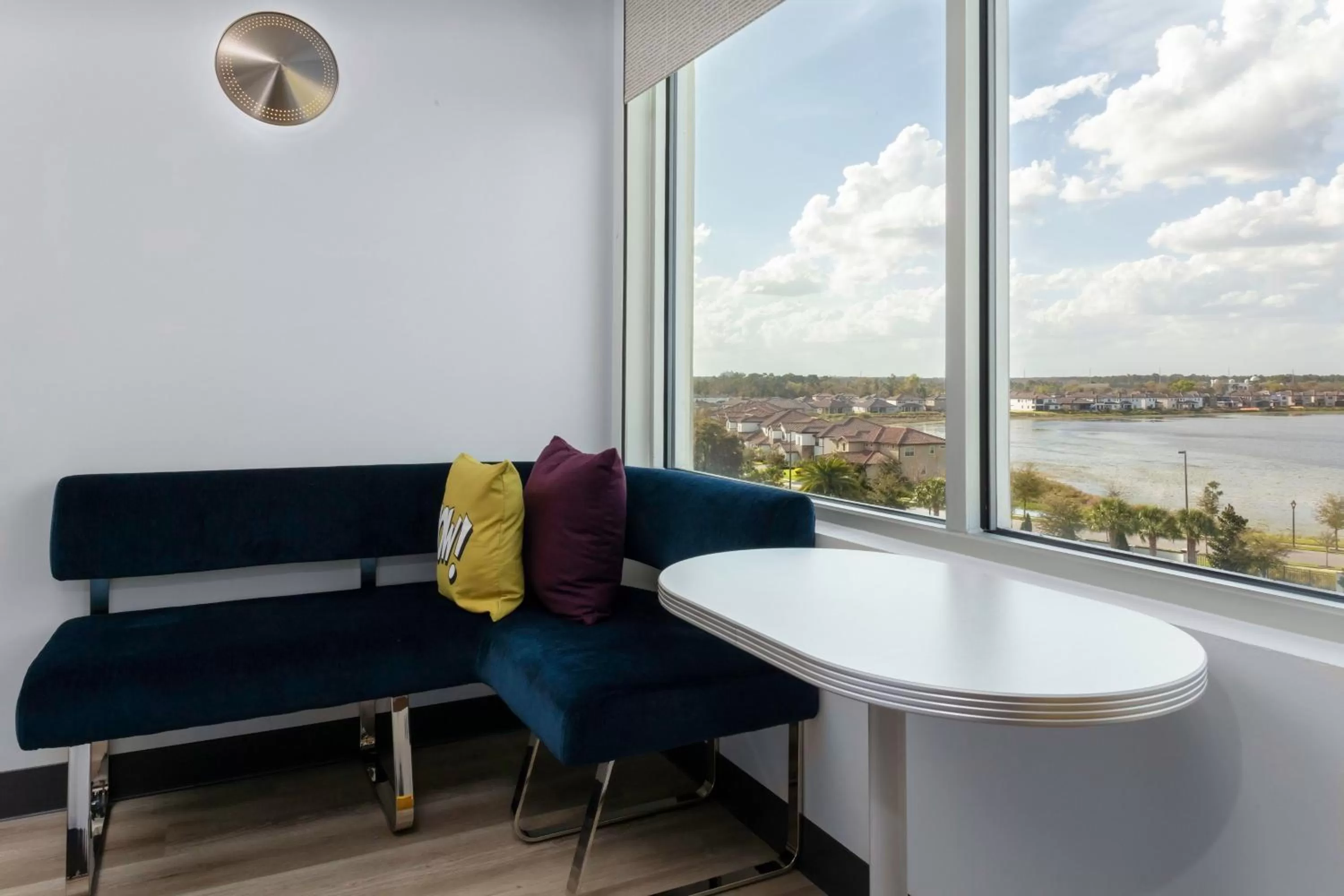 Photo of the whole room in Aloft Orlando Lake Buena Vista