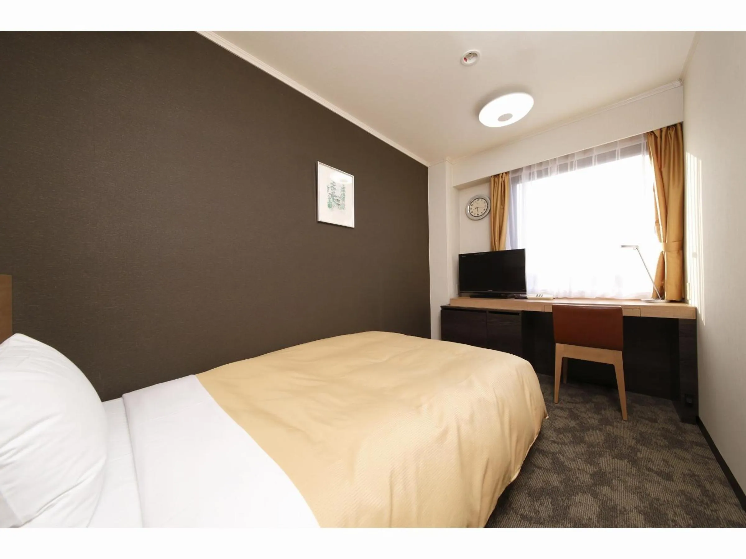 Photo of the whole room, Bed in Hotel Sunroute Nara