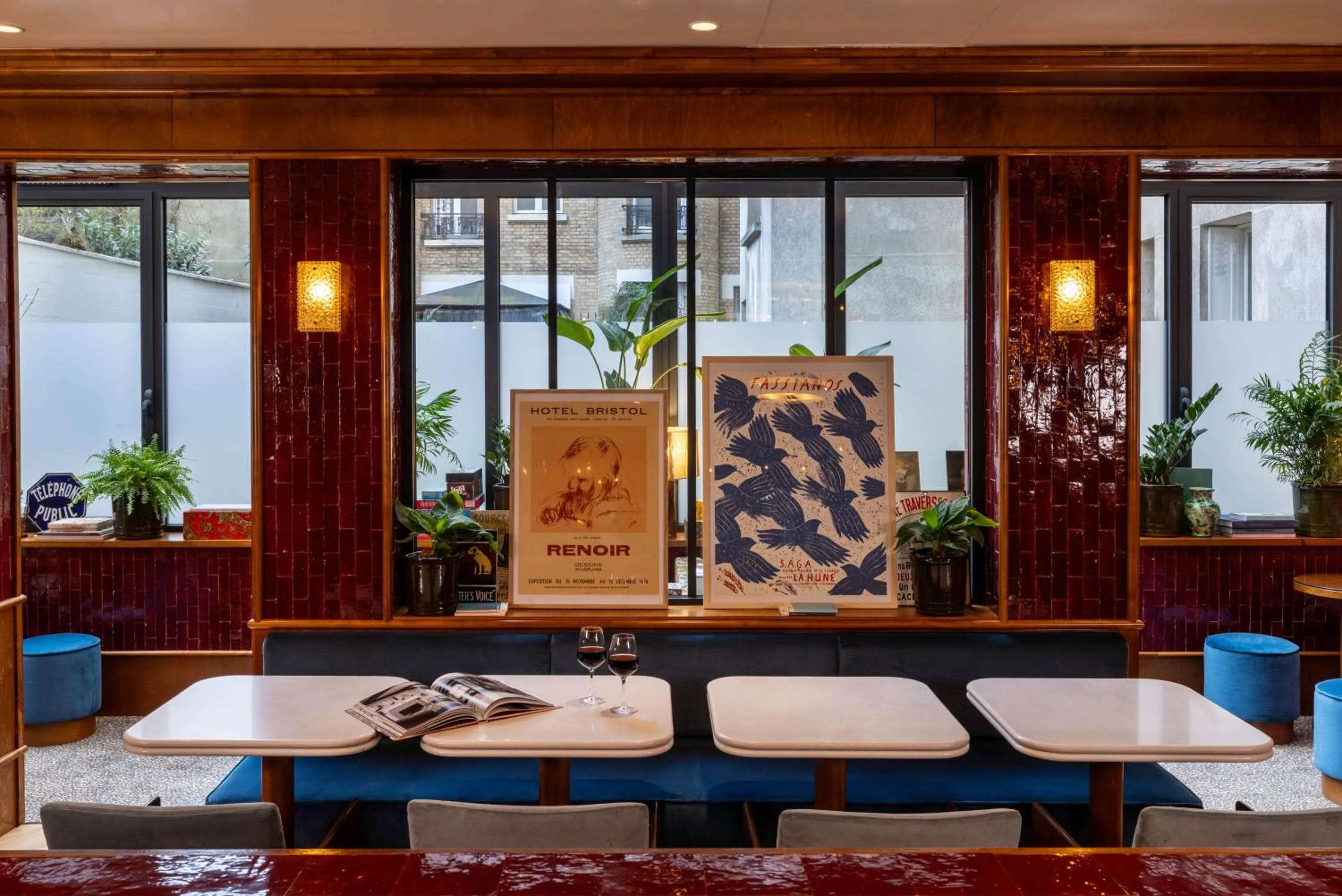 Lounge or bar in Hôtel du Home Moderne