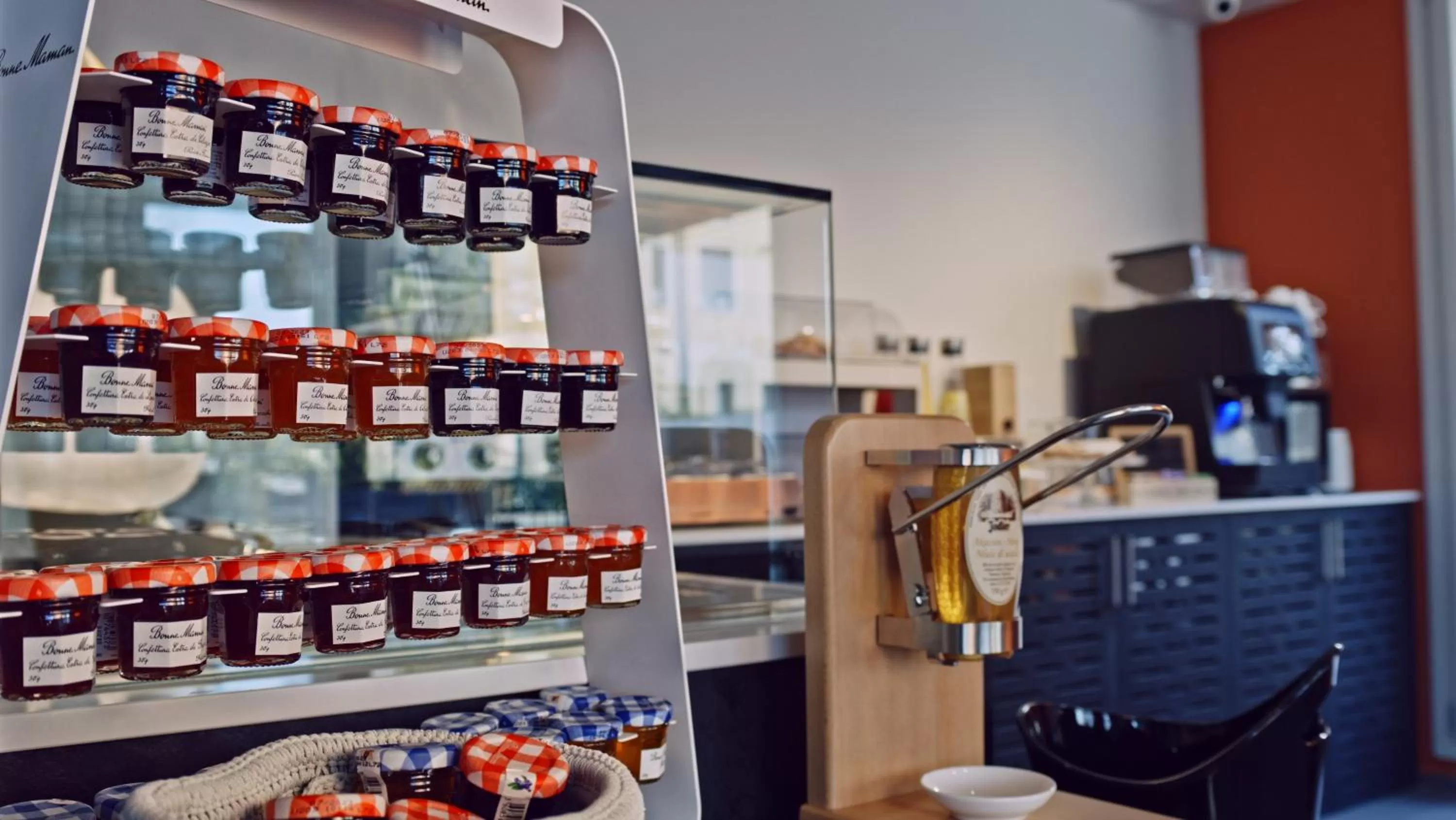 Breakfast in Hotel Cristal