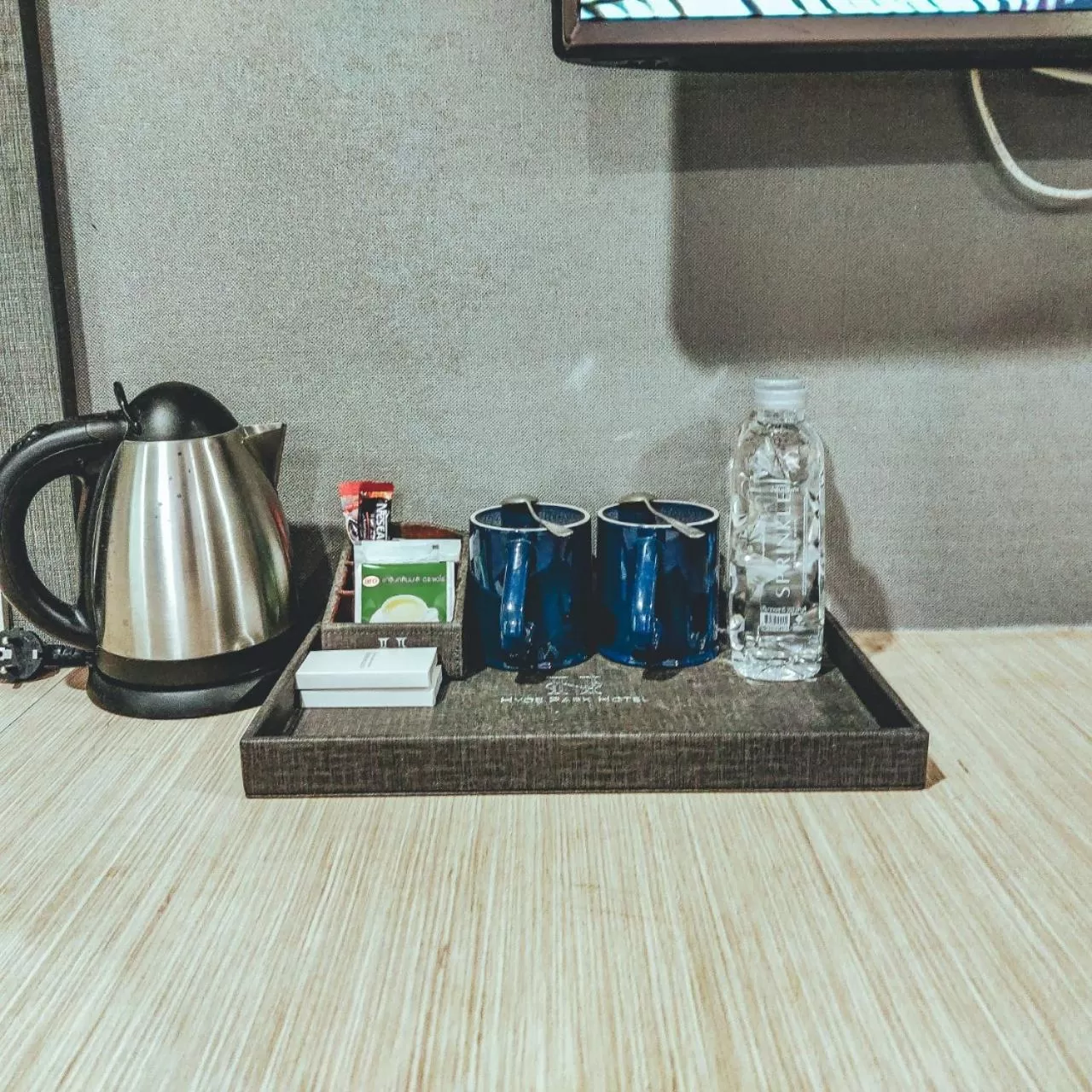 Coffee/tea facilities in Hyde Park Hotel Bangkok