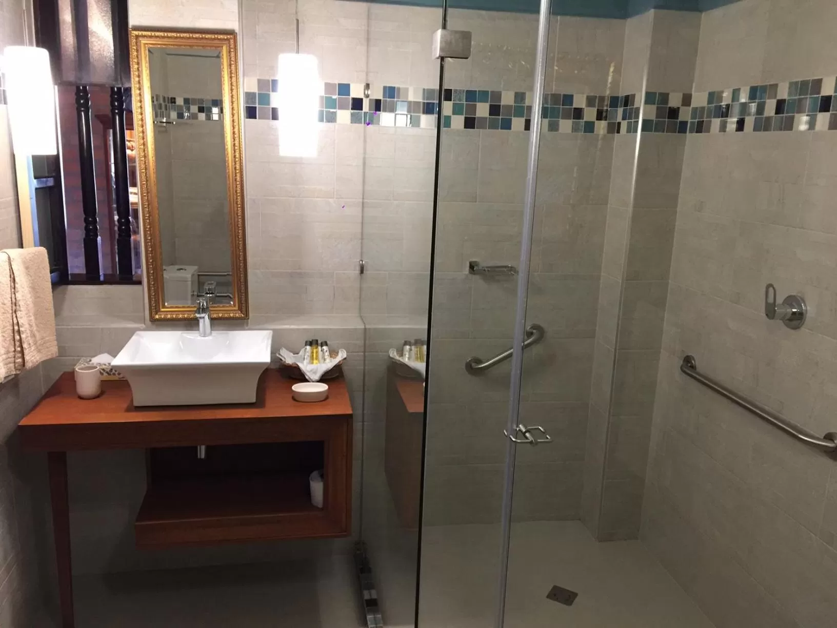 Shower, Bathroom in Monasterio San Agustín, Colombia