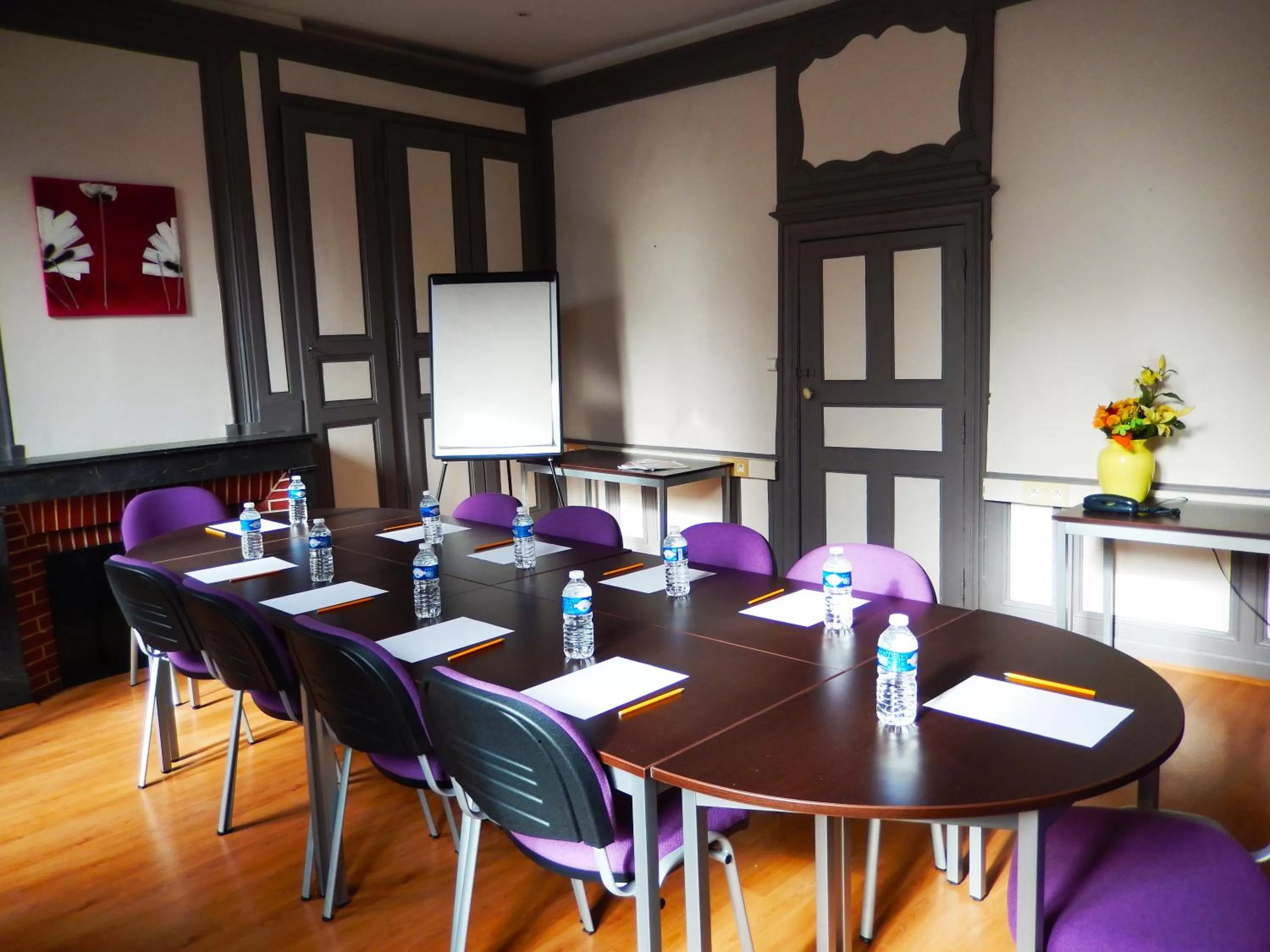 Area and facilities in Kyriad Chalon-Sur-Saone Centre