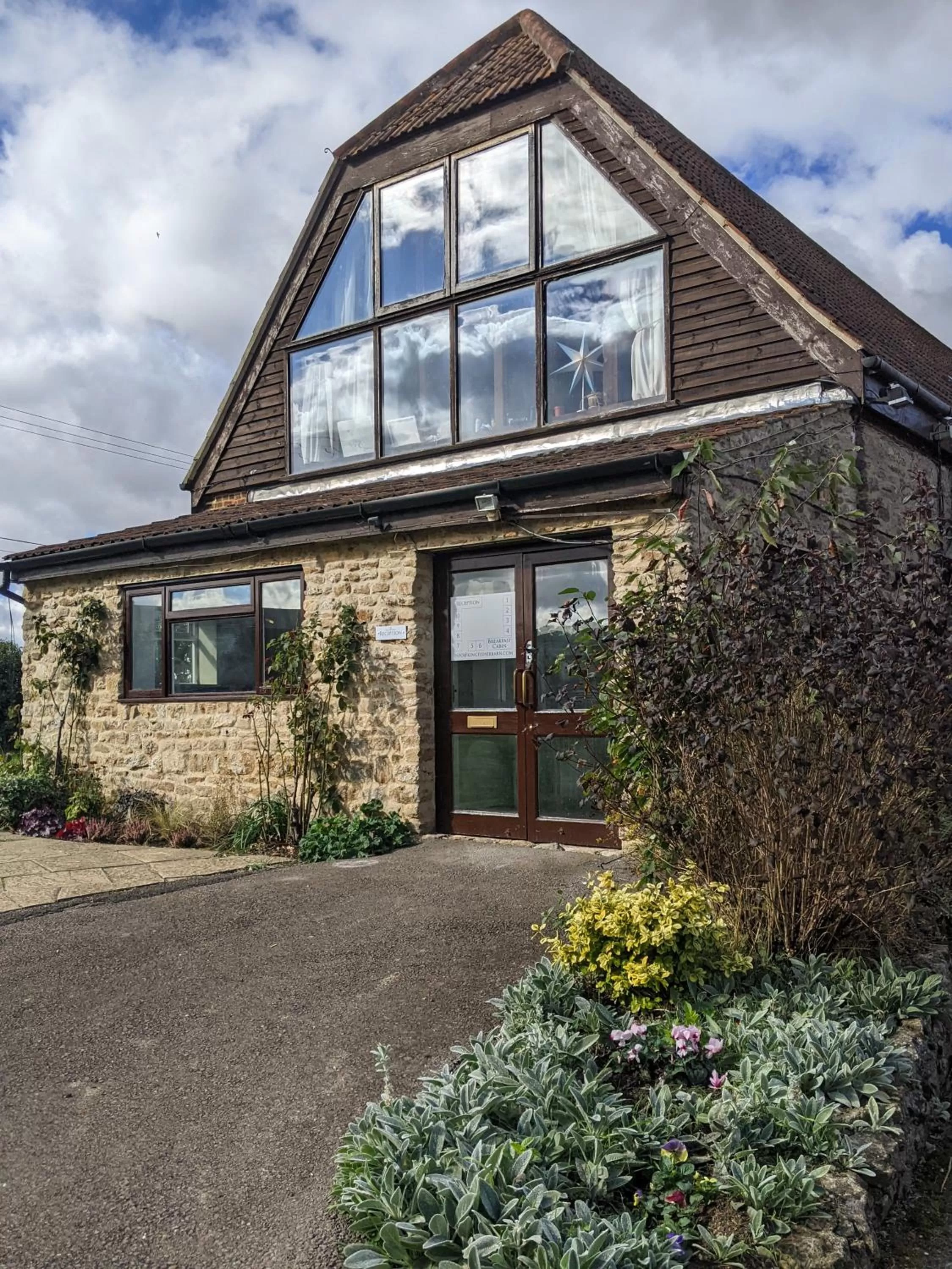 Property building in Kingfisher Barn