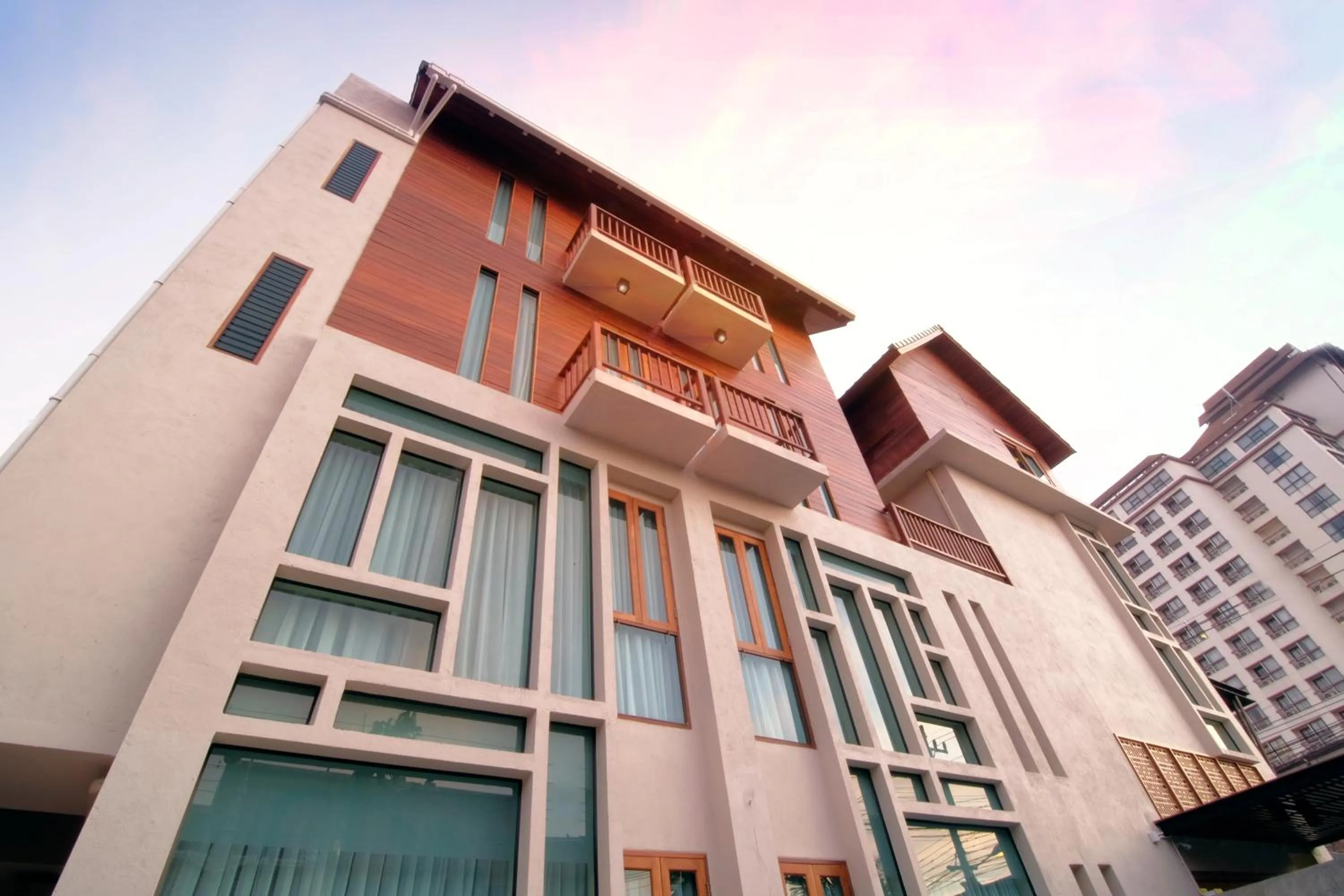 Property building in Tapae Gate Villa